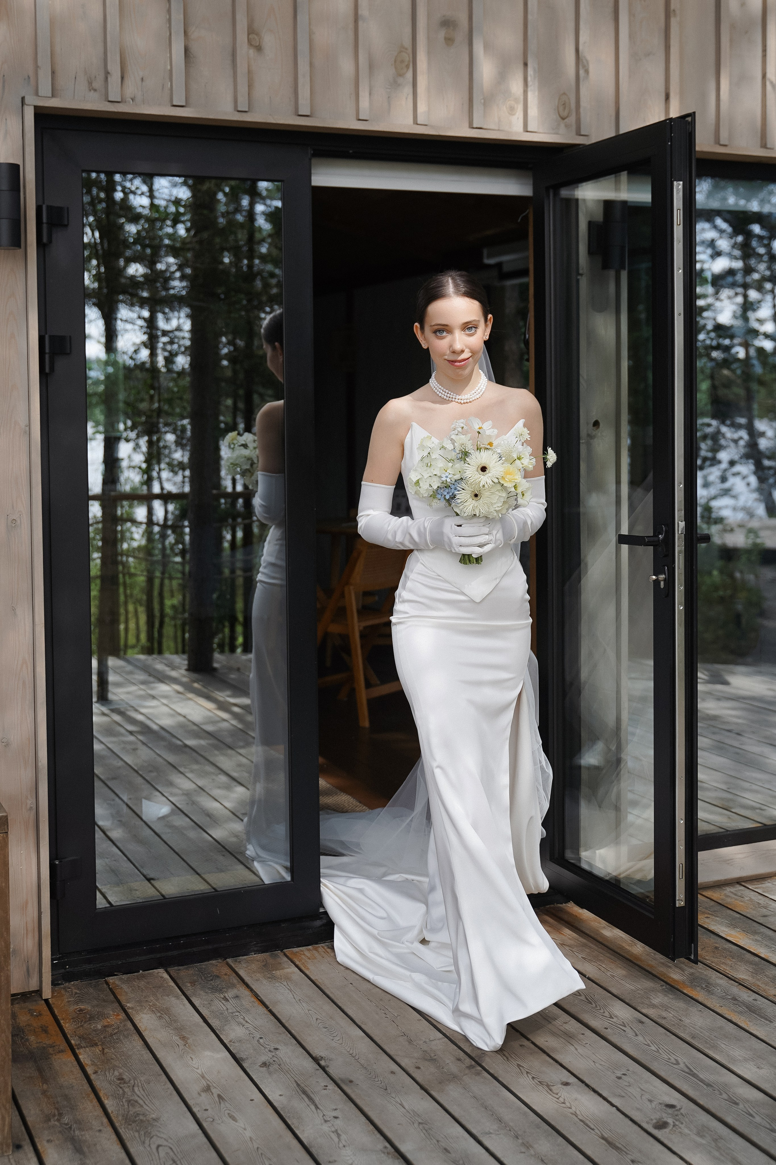 Свадьба на заливе в атлантисе. Свадебный фотограф организатор в Санкт-Петербурге Ассоль Опарина