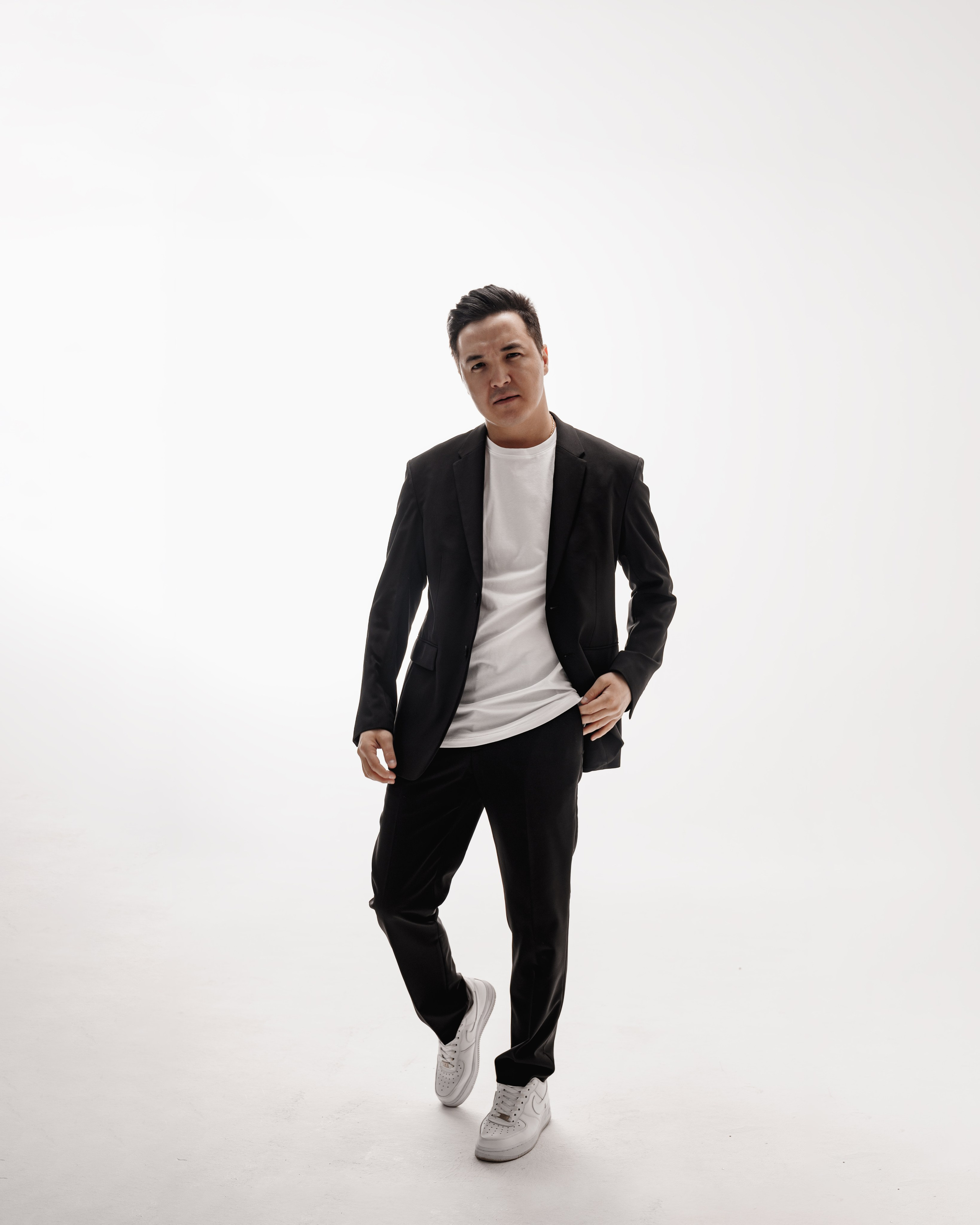 OLZHAS. Фотограф TAULAN_1