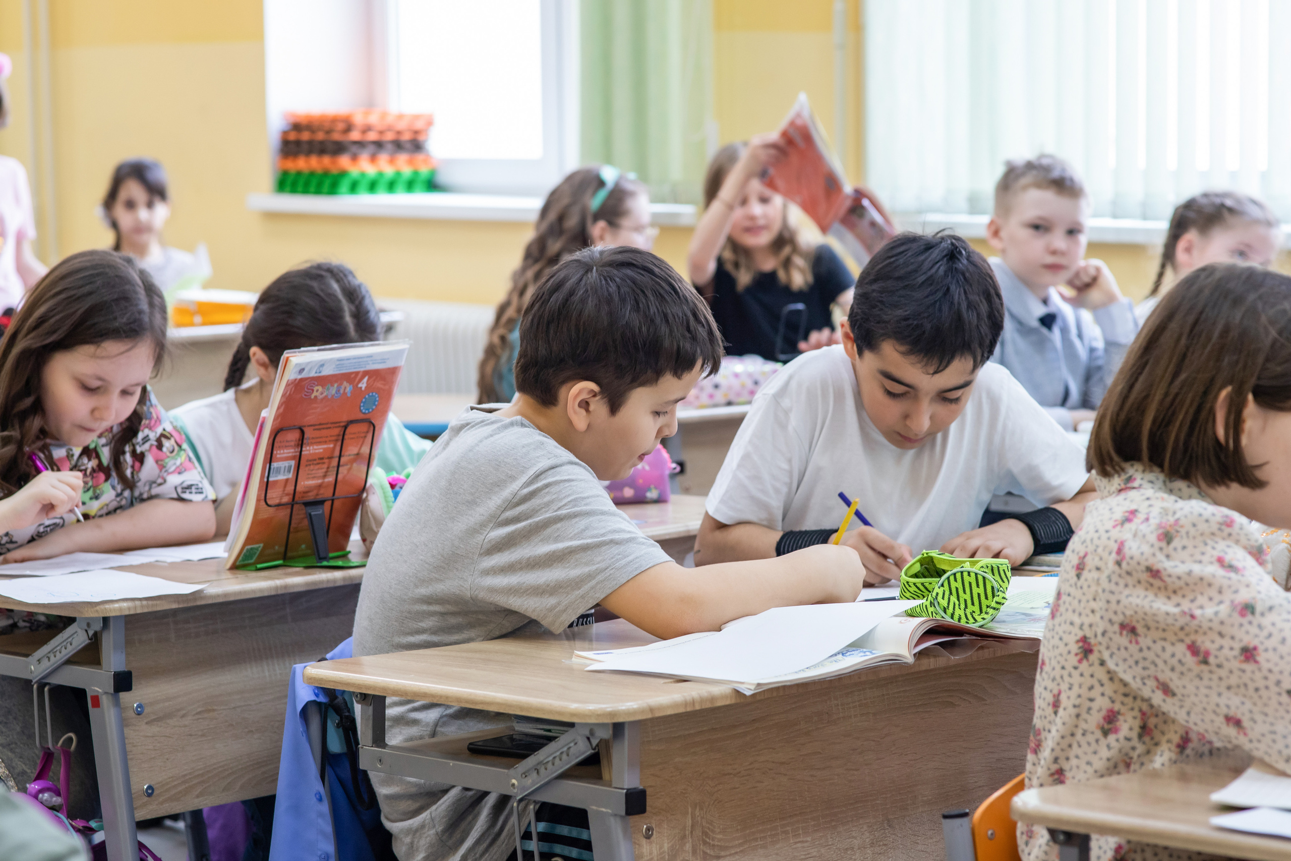 Репортажная съемка начальной школы. Семейный фотограф в Москве Наталья Чуб, заказать Фотокнигу