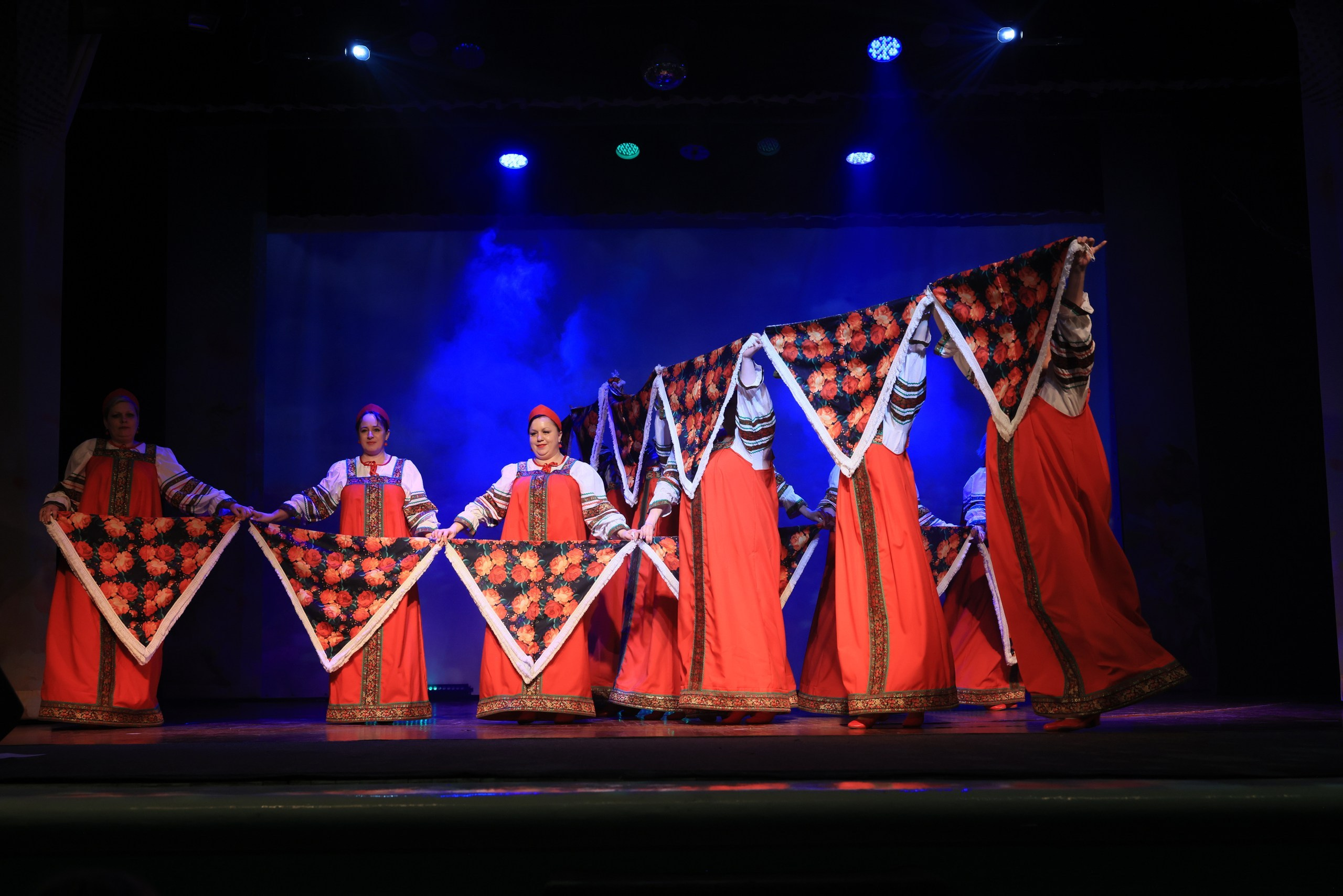 Концерт к 8 Марта в ДК «Металлург» г. Тула. Фотограф в Туле Крупский АнДРей. Фотостудия «КАДР71» в Туле