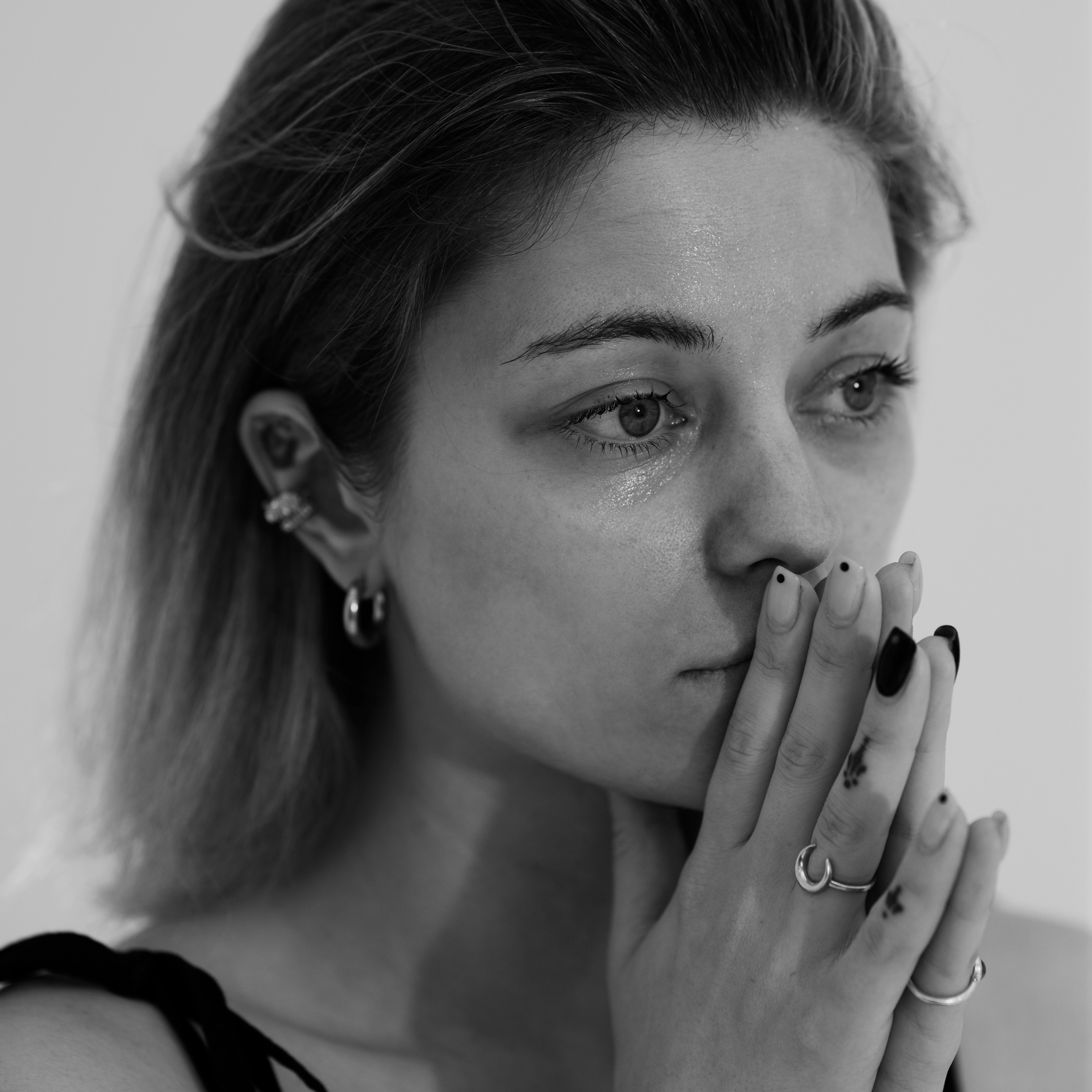 Студийная женская фотосессия в Москве. Портретный фотограф в Москве Владислав Каданцев