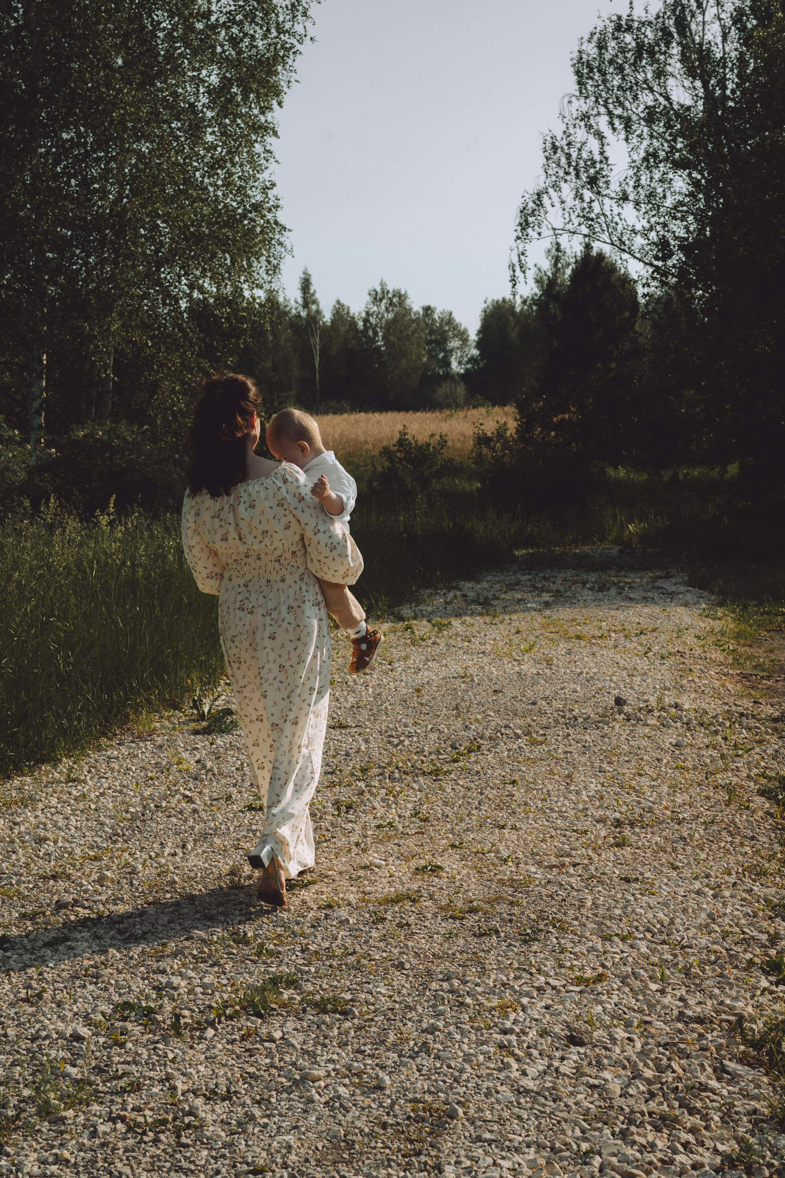 МАТЕРИНСТВО — ЭТО ПУТЬ, ГДЕ МАЛЕНЬКИЕ ЛАДОШКИ ВЕДУТ К БОЛЬШИМ ОТКРЫТИЯМ. Семейный и детский фотограф Анна Бренч