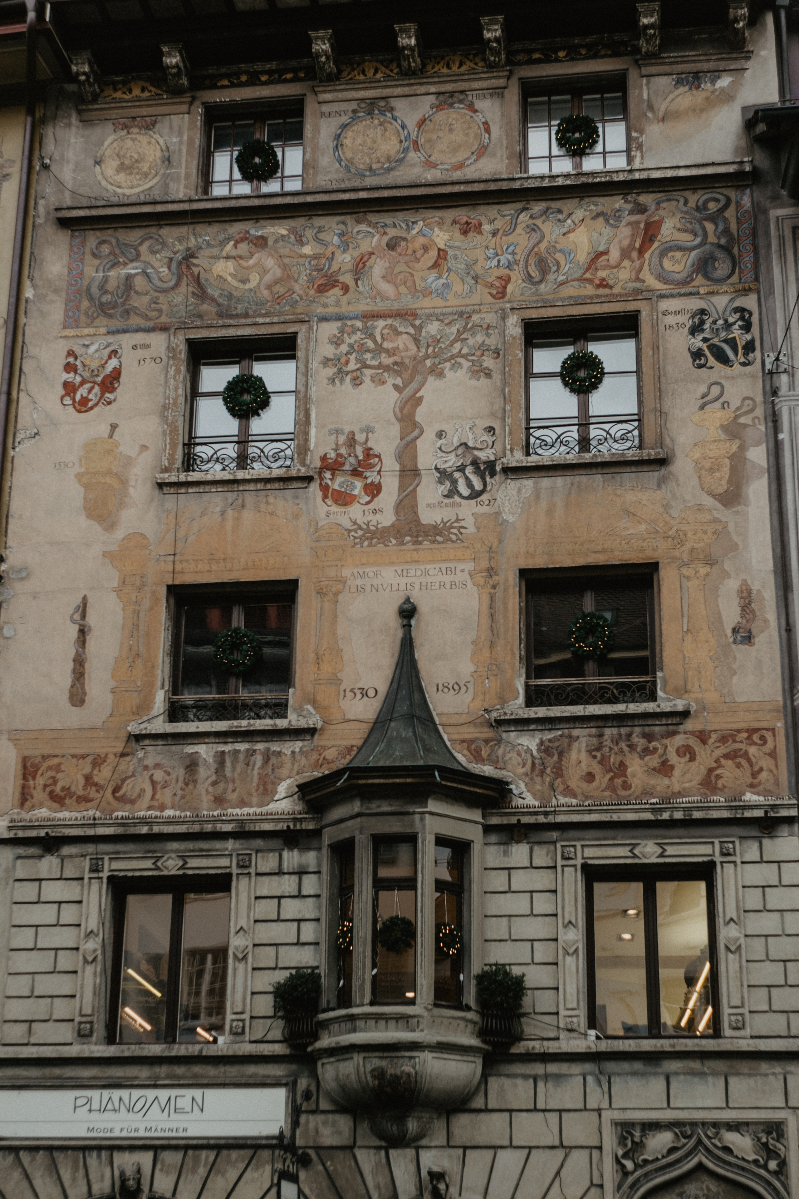 Switzerland (Zurih. Geneva. Basel. Luzern. Bern). Wedding Event ART Photographer