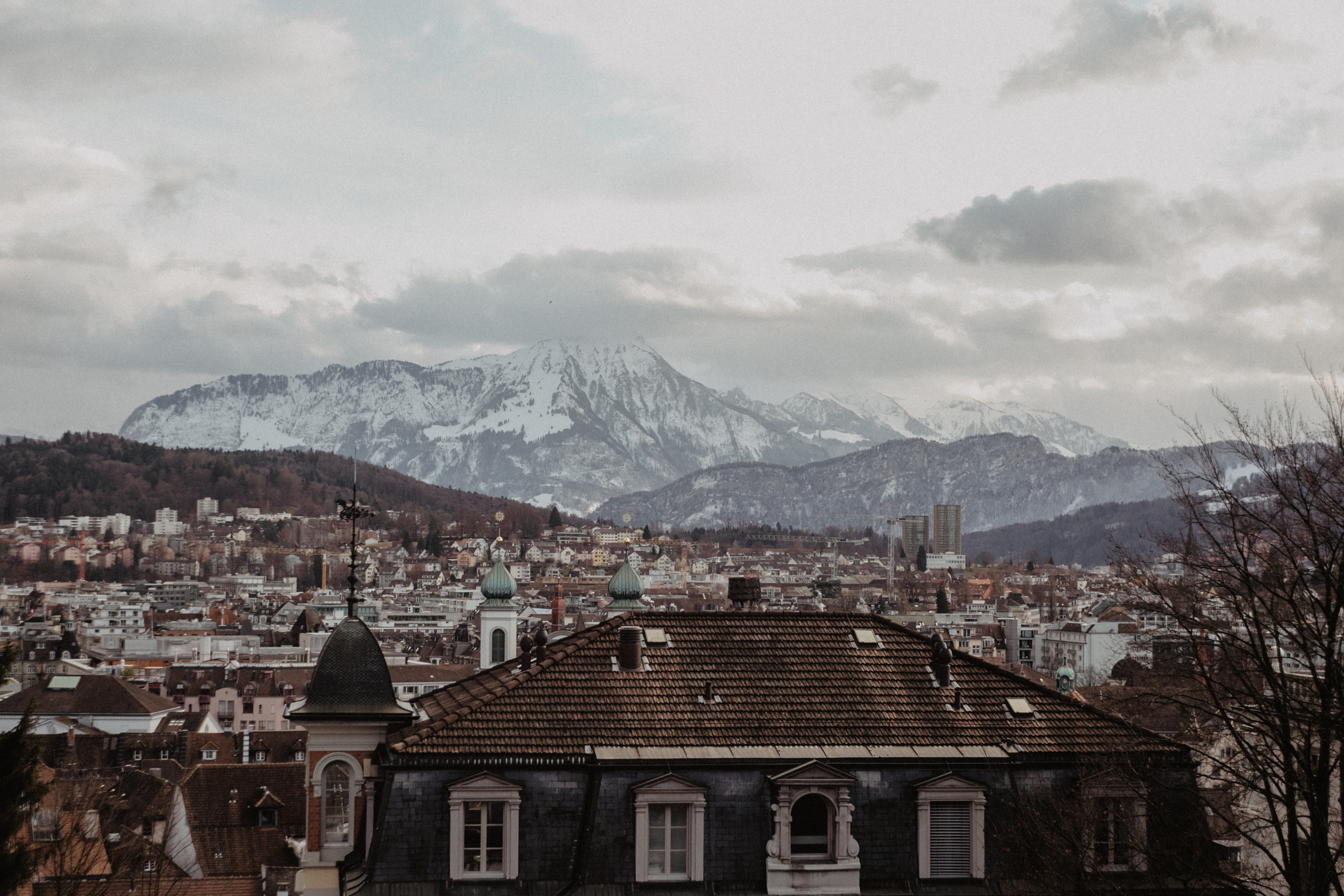 Switzerland (Zurih. Geneva. Basel. Luzern. Bern). Wedding Event ART Photographer