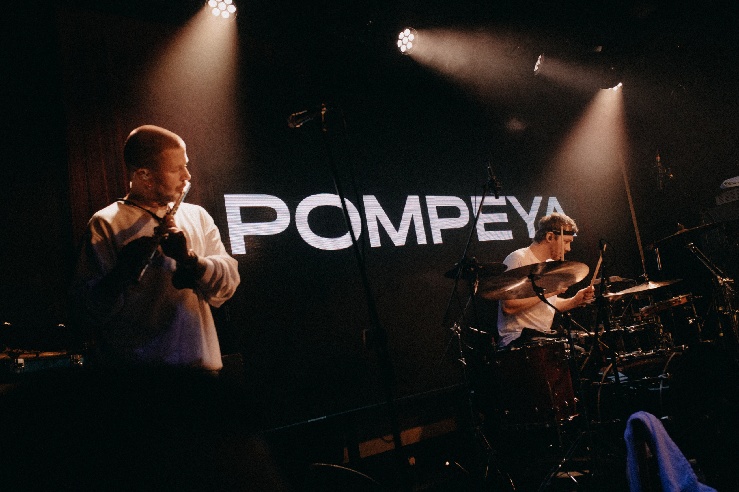 Pompeya — live concert /16Tons (Moscow). Wedding Event ART Photographer