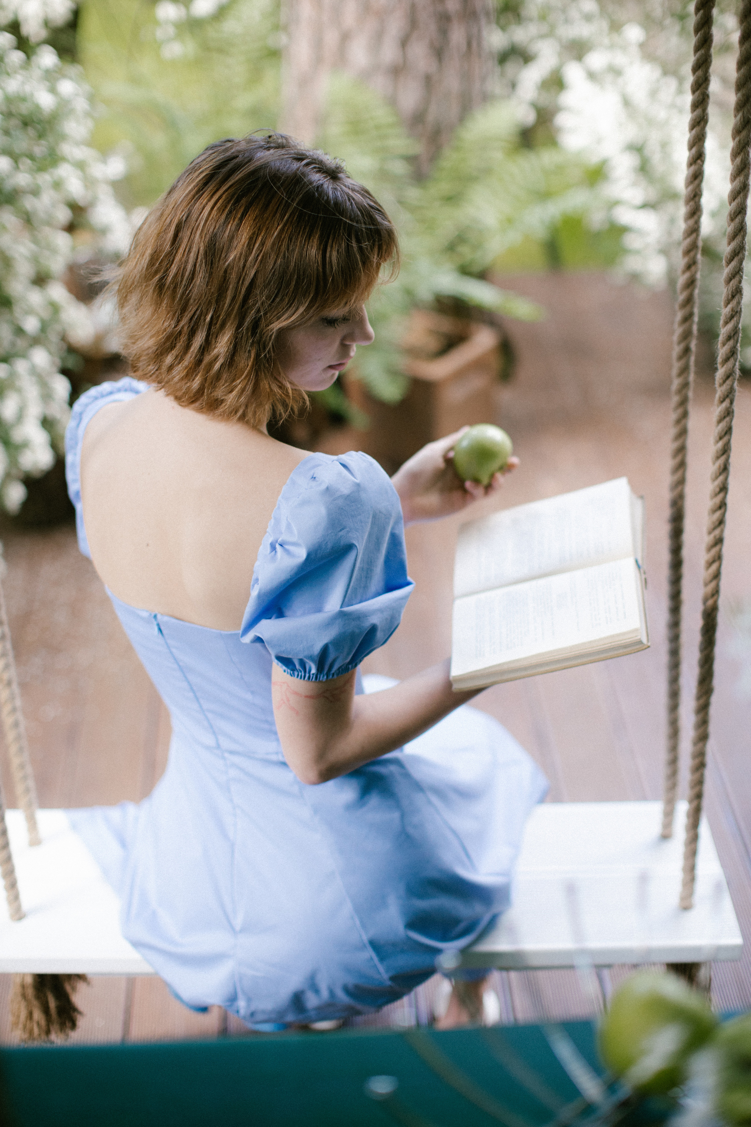 Dunino dacha in June. Wedding Event ART Photographer