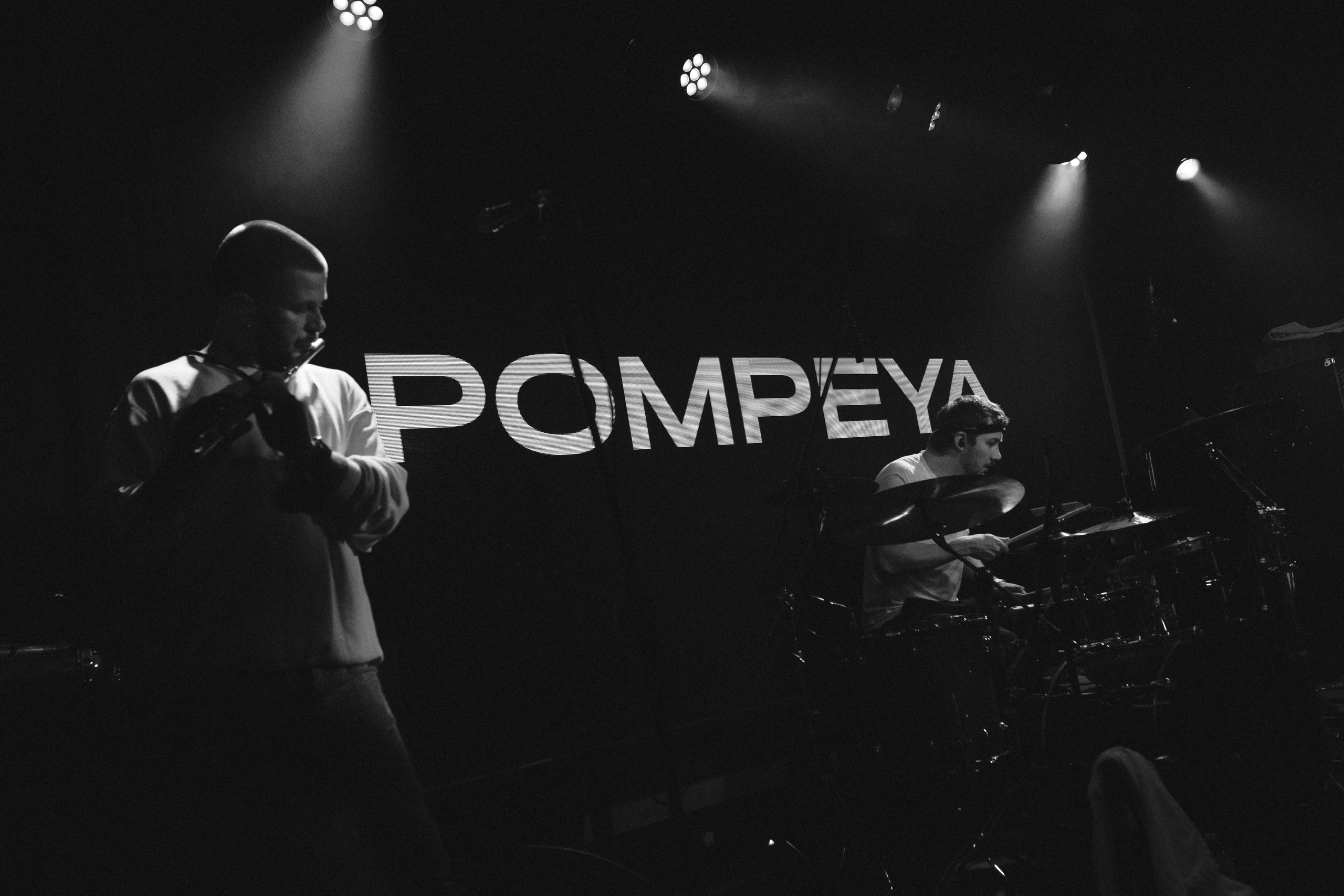 Pompeya — live concert /16Tons (Moscow). Wedding Event ART Photographer