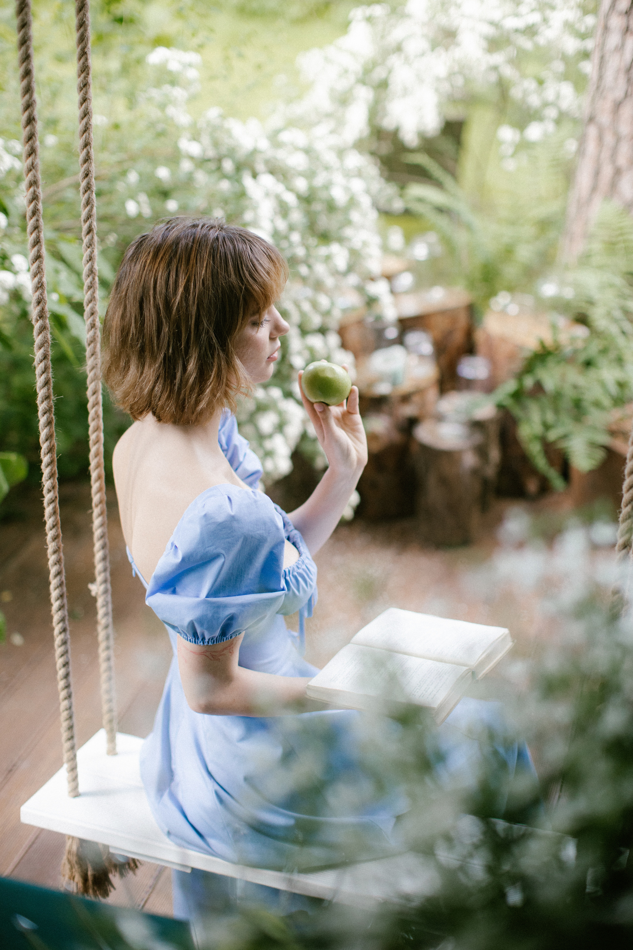 Dunino dacha in June. Wedding Event ART Photographer