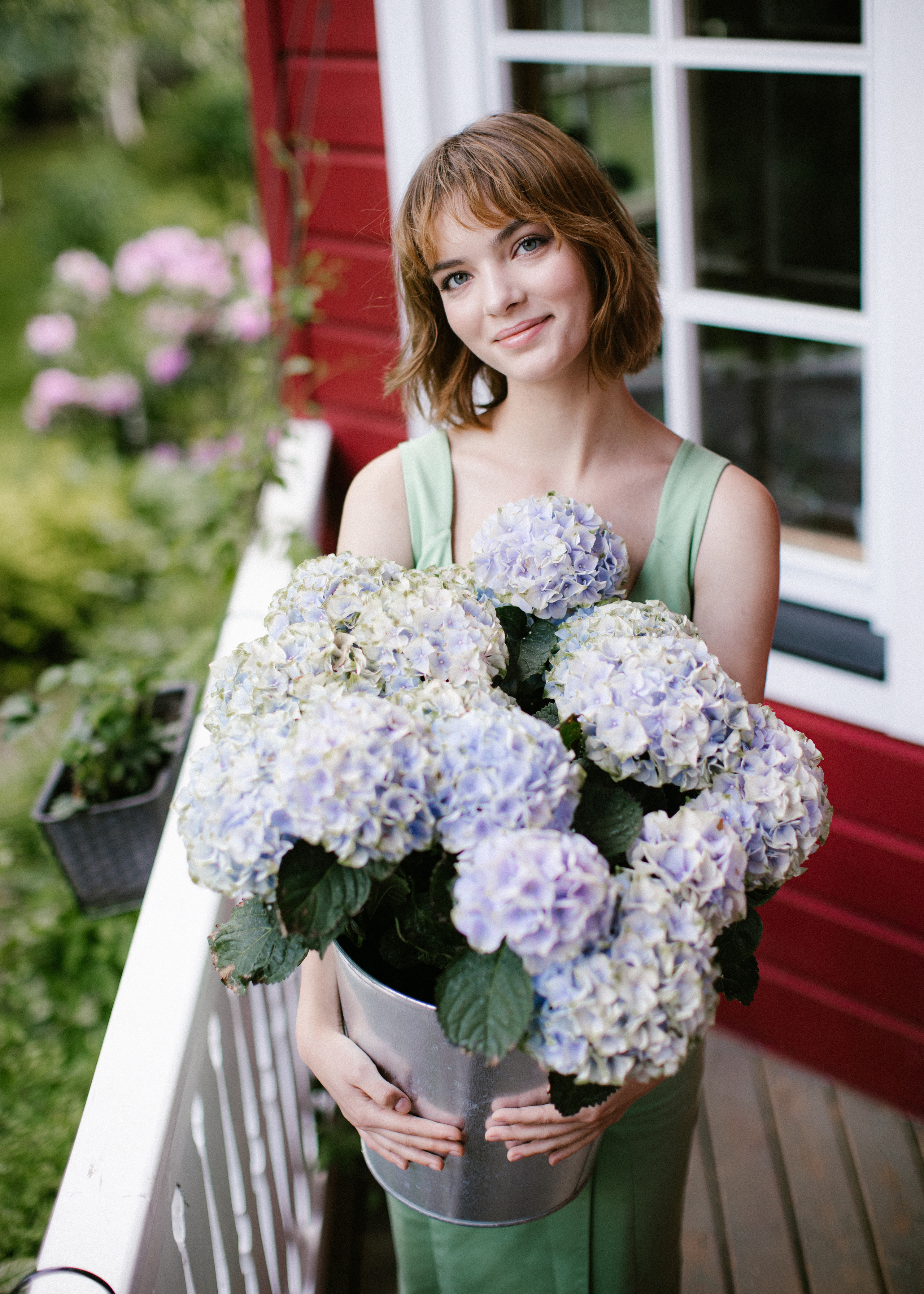 Dunino dacha in June. Wedding Event ART Photographer