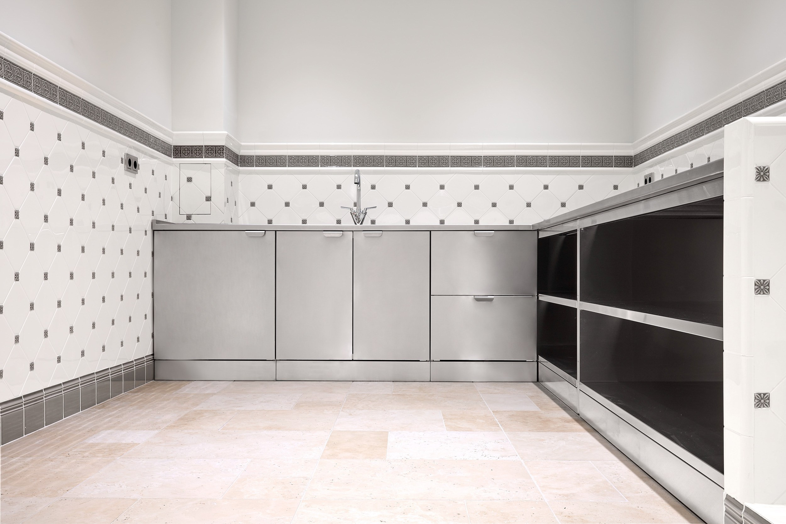 Профессиональная кухня Angelo Po. Предметный фотограф в Москве