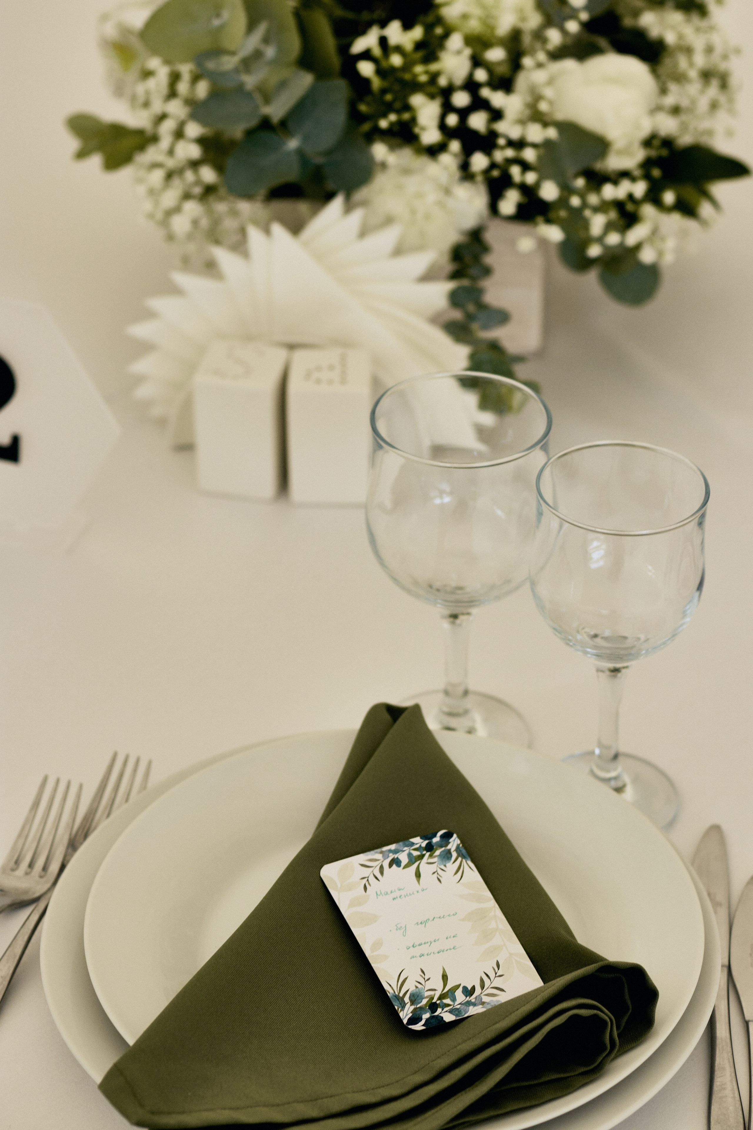 По знакомству из Тиндера. Свадебный фотограф Анастасия Лахтионова