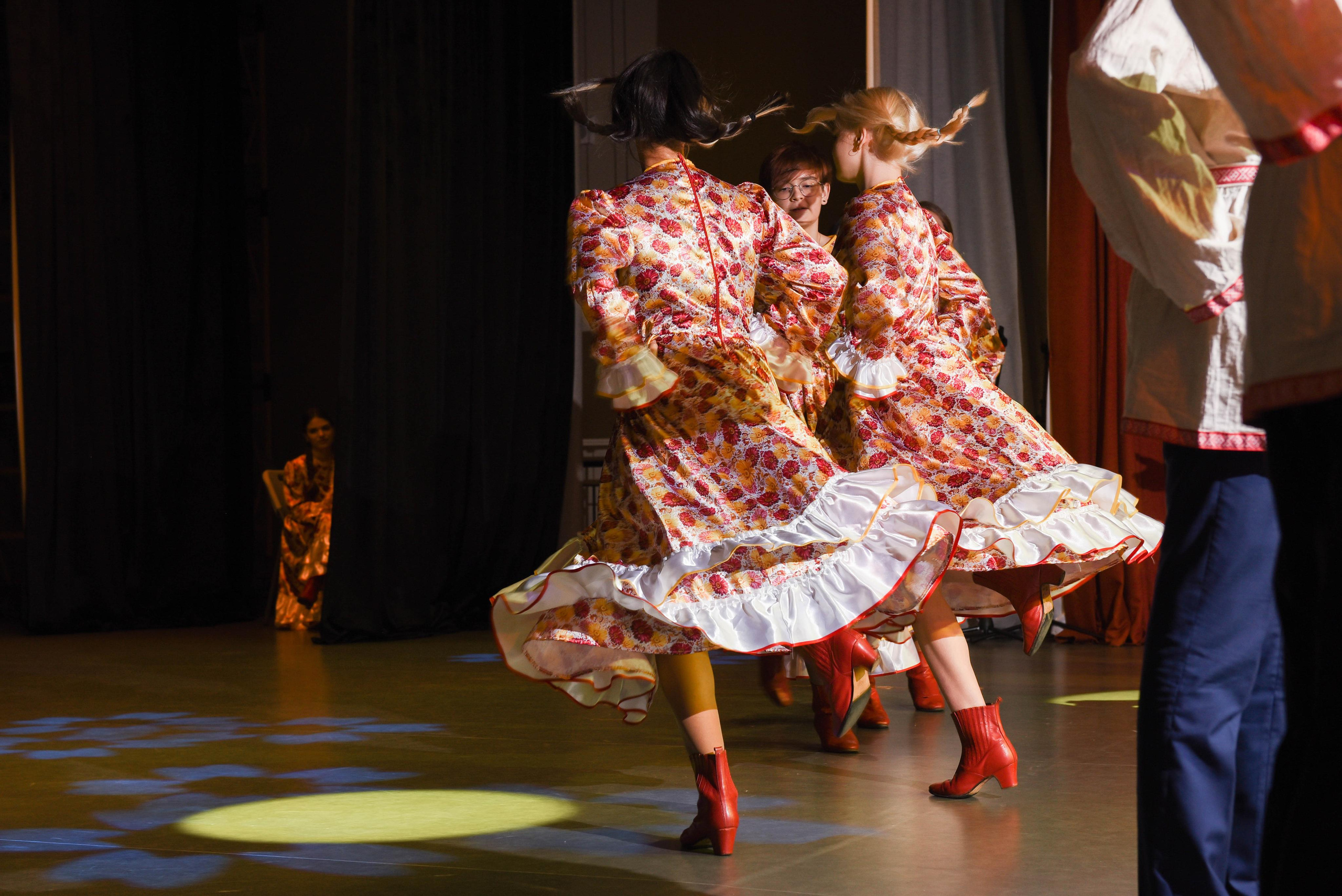 Репортажи со съёмок в школах, лицеях. Фотопортреты в Казани  фотограф Олег Каракулов