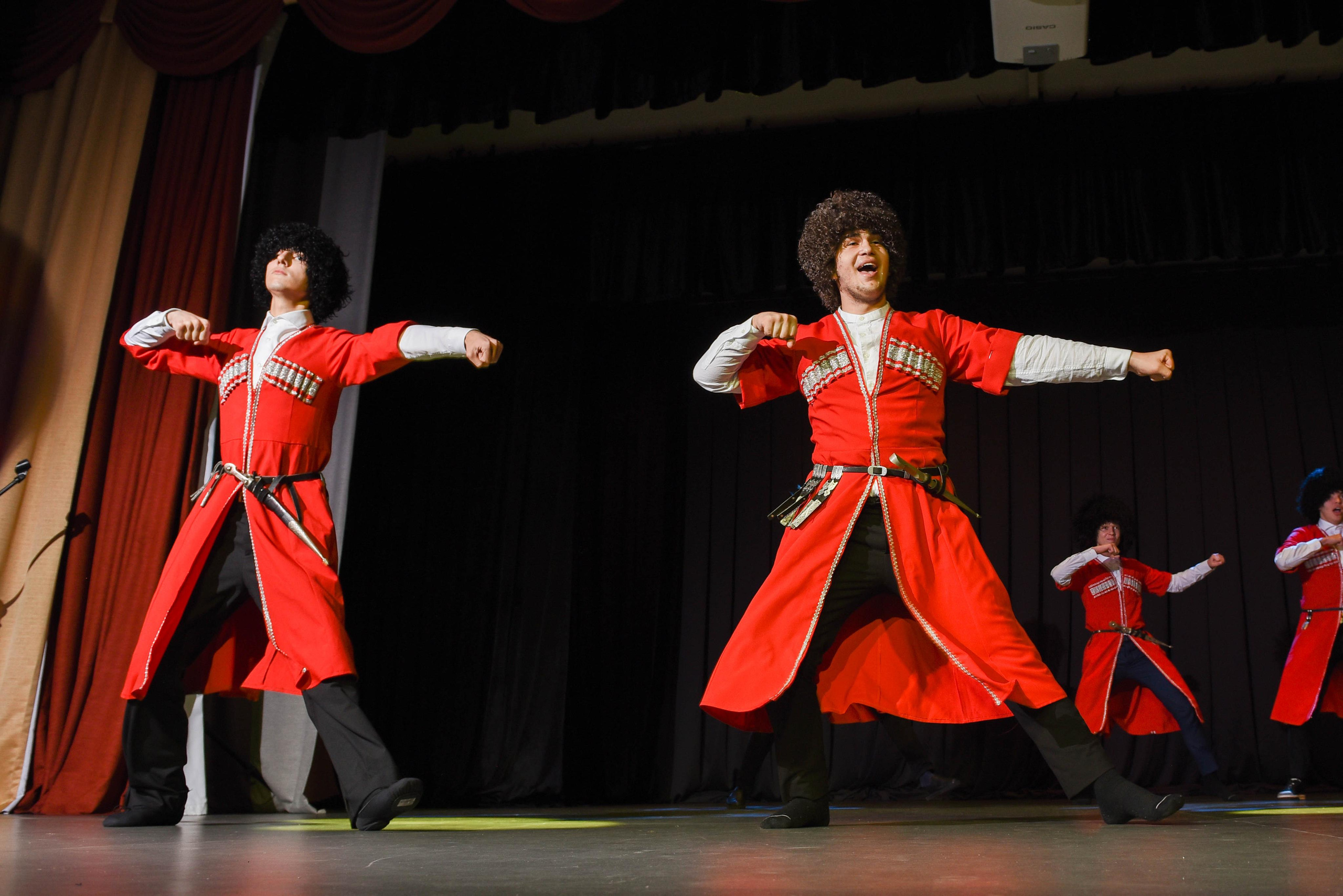 Репортажи со съёмок в школах, лицеях. Фотопортреты в Казани  фотограф Олег Каракулов