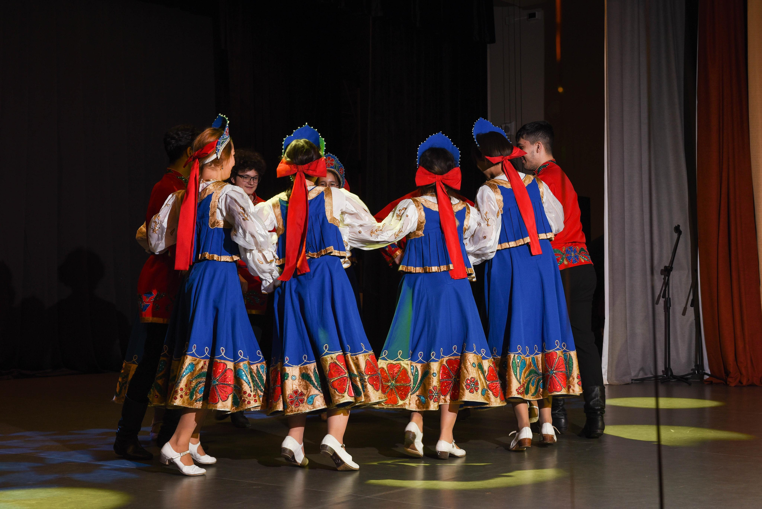 Репортажи со съёмок в школах, лицеях. Фотопортреты в Казани  фотограф Олег Каракулов