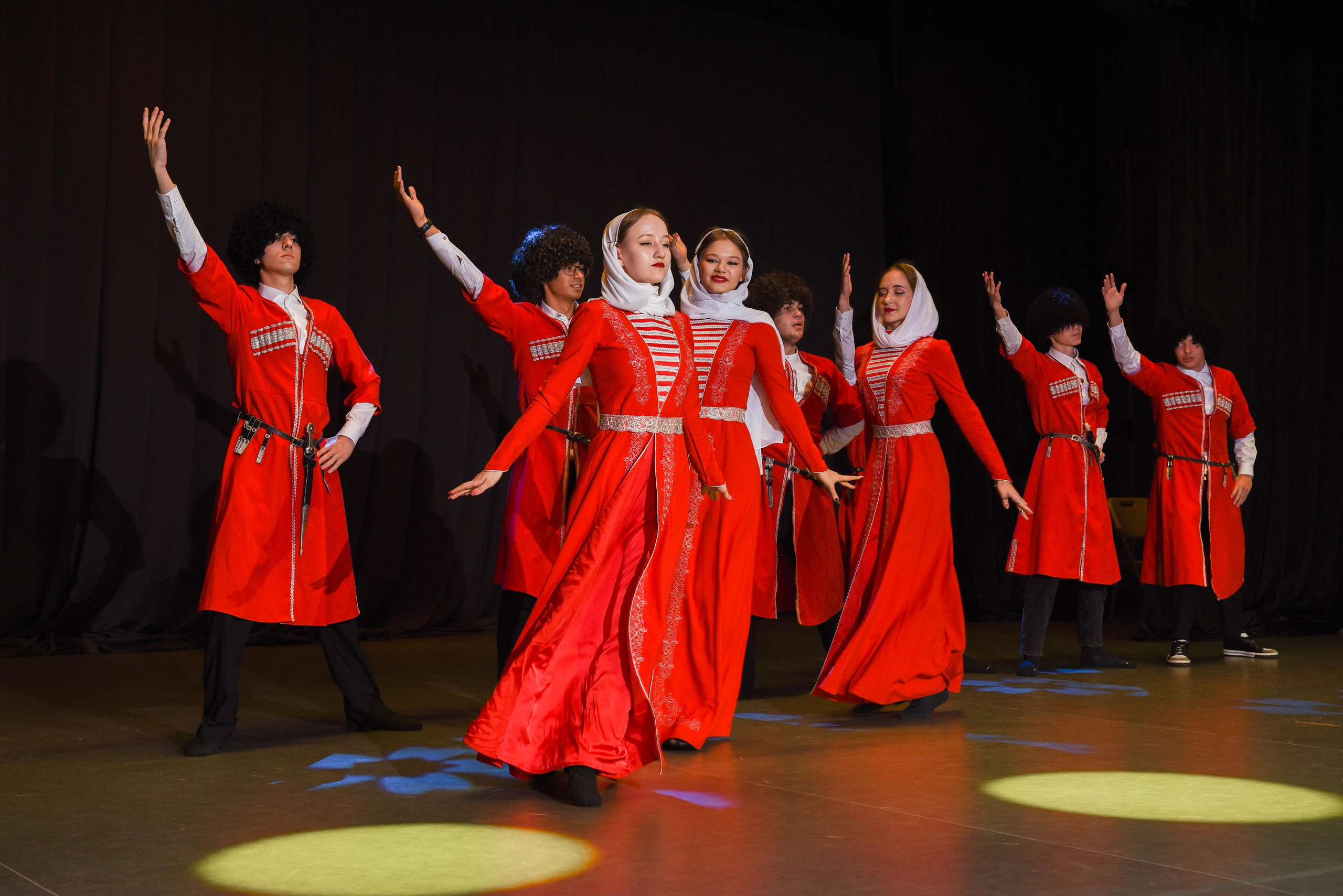 Репортажи со съёмок в школах, лицеях. Фотопортреты в Казани  фотограф Олег Каракулов