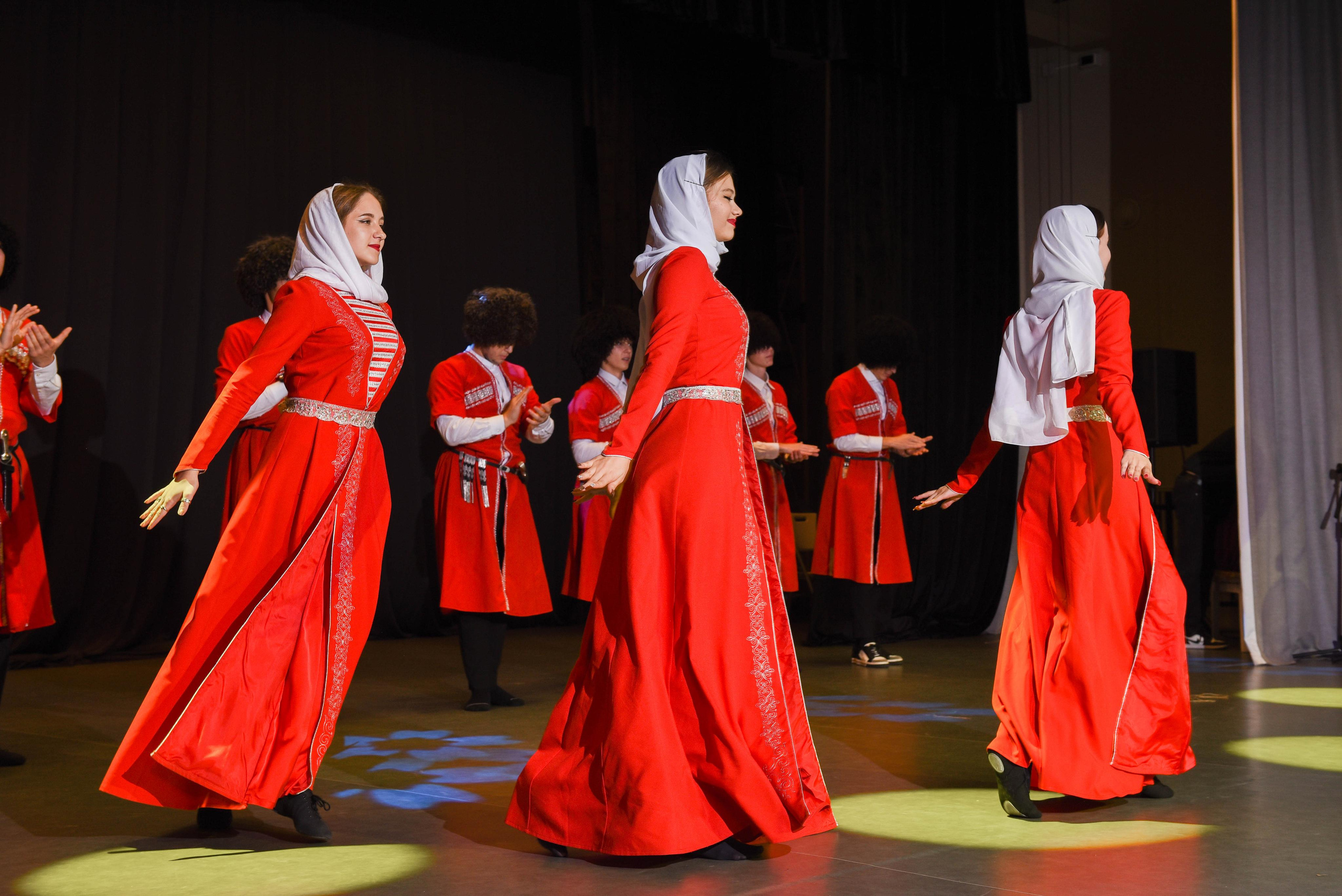 Репортажи со съёмок в школах, лицеях. Фотопортреты в Казани  фотограф Олег Каракулов