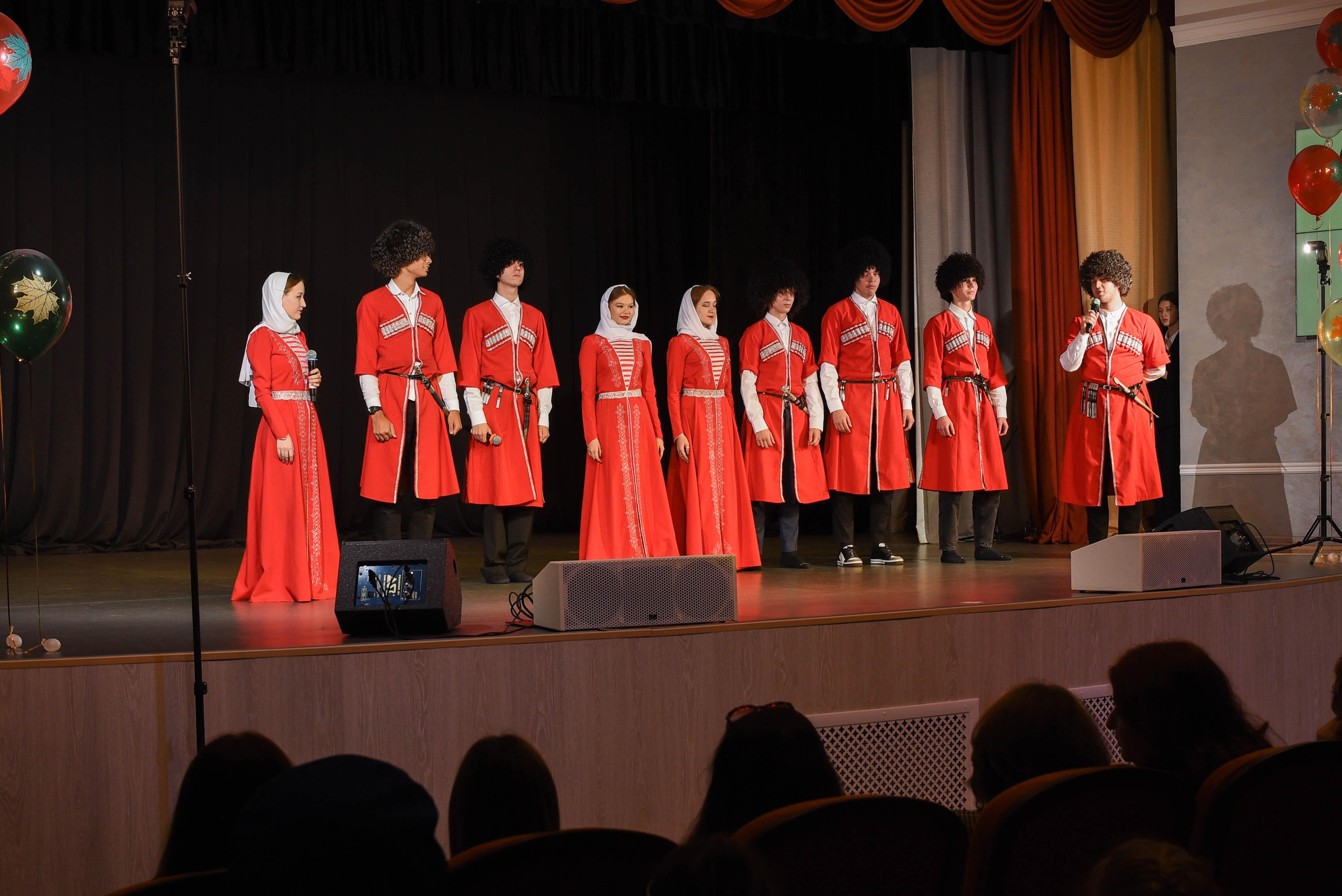 Репортажи со съёмок в школах, лицеях. Фотопортреты в Казани  фотограф Олег Каракулов