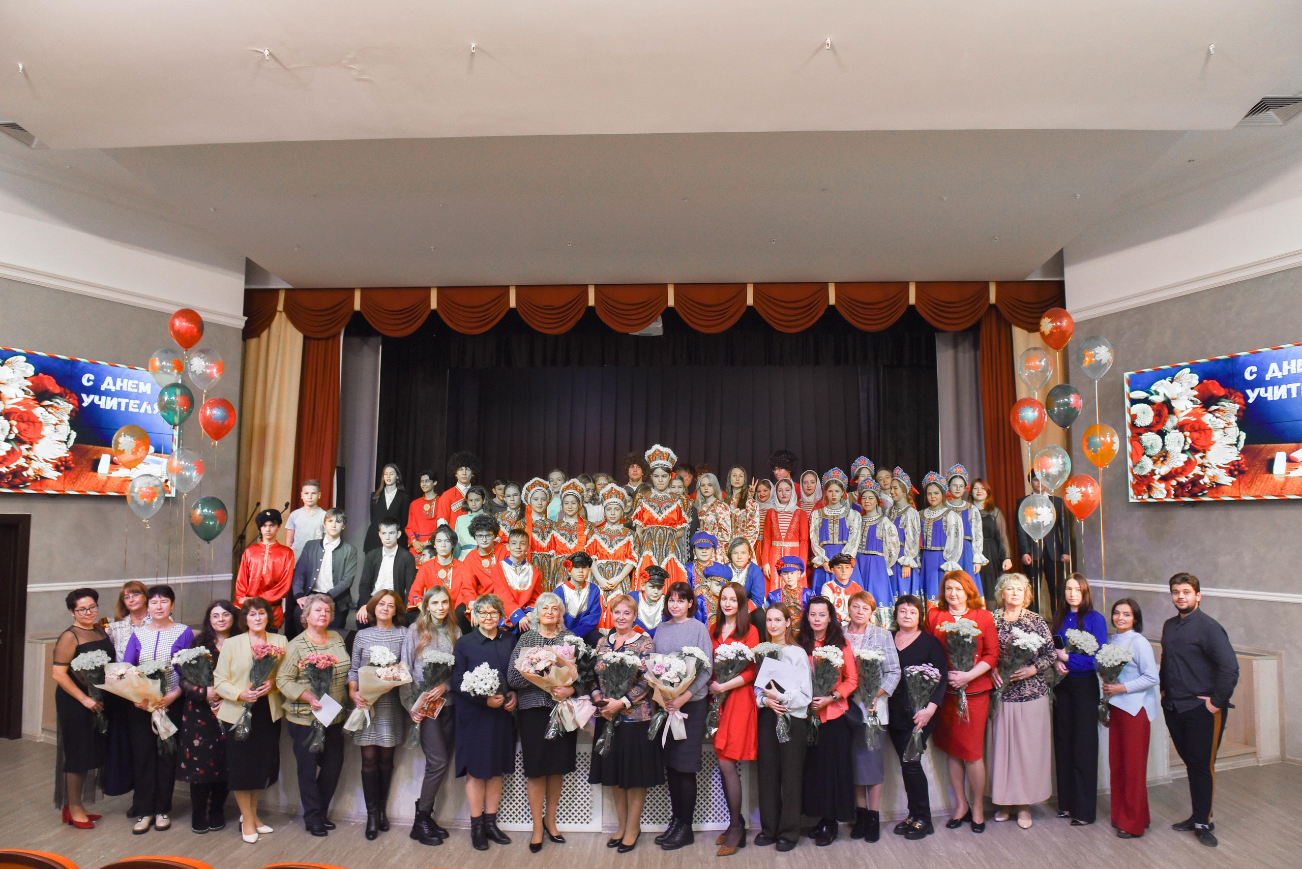 Репортажи со съёмок в школах, лицеях. Фотопортреты в Казани  фотограф Олег Каракулов