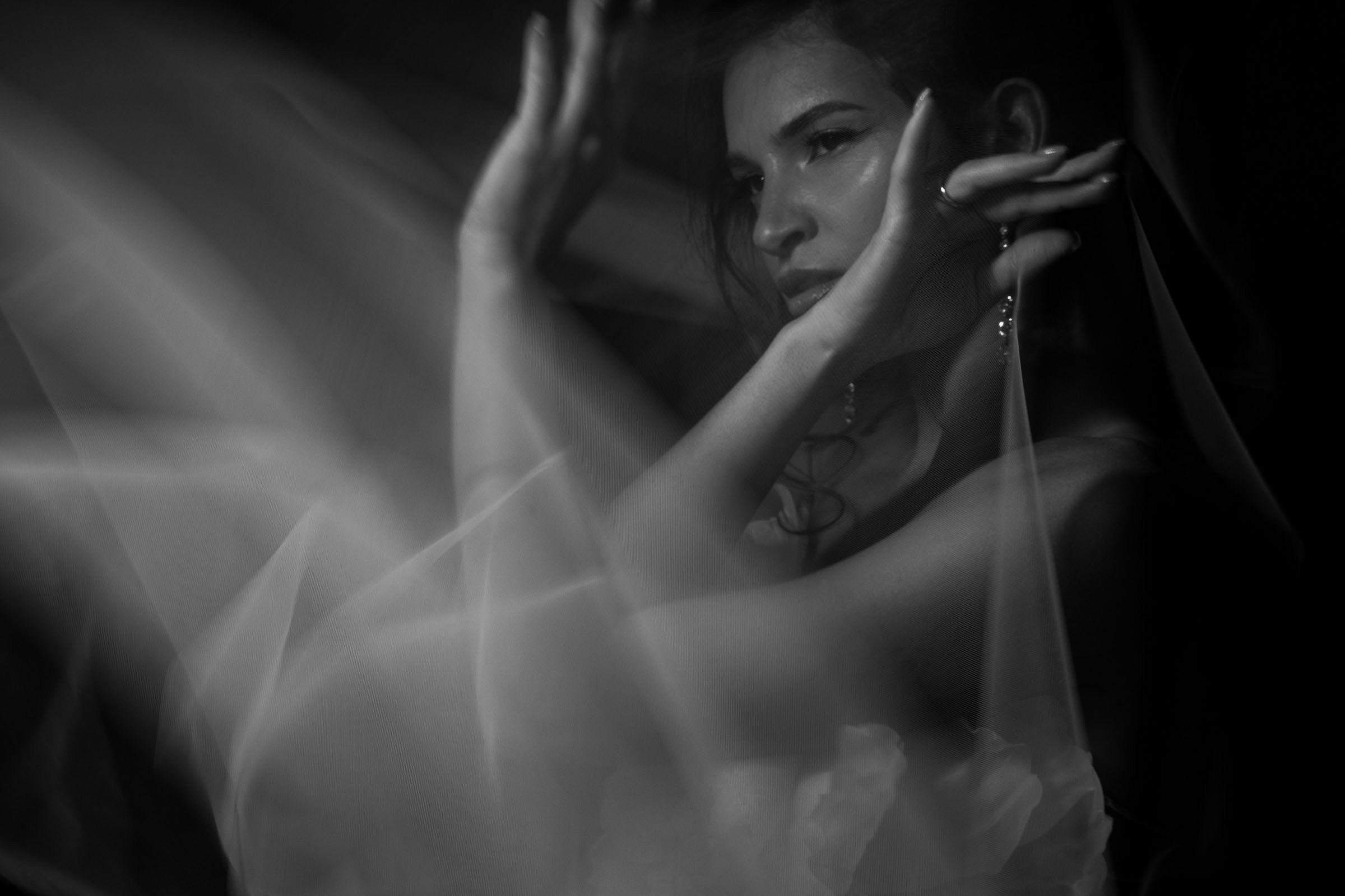 Свадебная фотосессия в отеле Soluxe. Свадебный фотограф в Москве Элина Ларченкова. Фото, которые цепляют