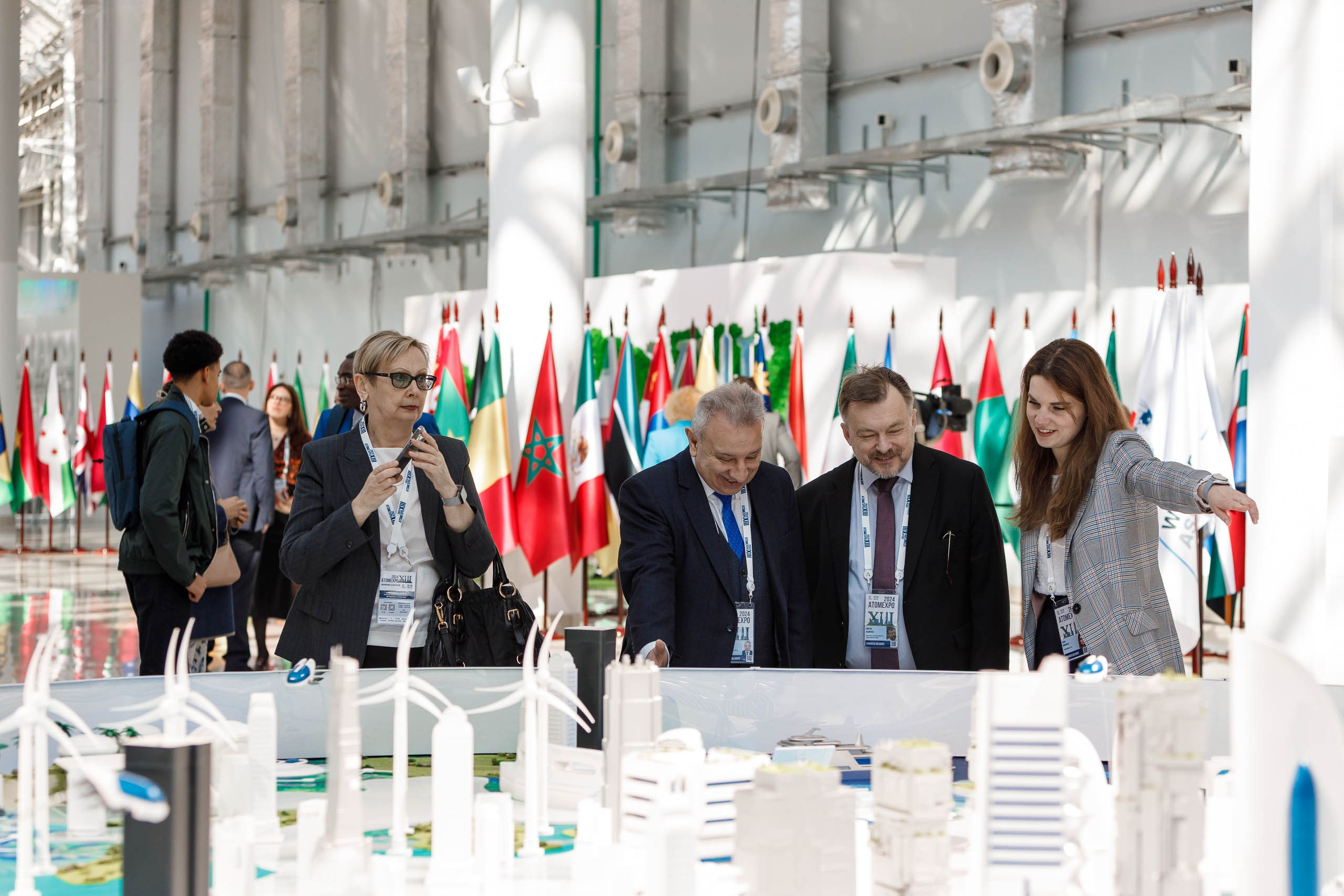 Подписания соглашений на форуме ATOM EXPO XIII 2024 в Сириусе. Репортажный фотограф в Москве, Сочи и Санкт-Петербурге