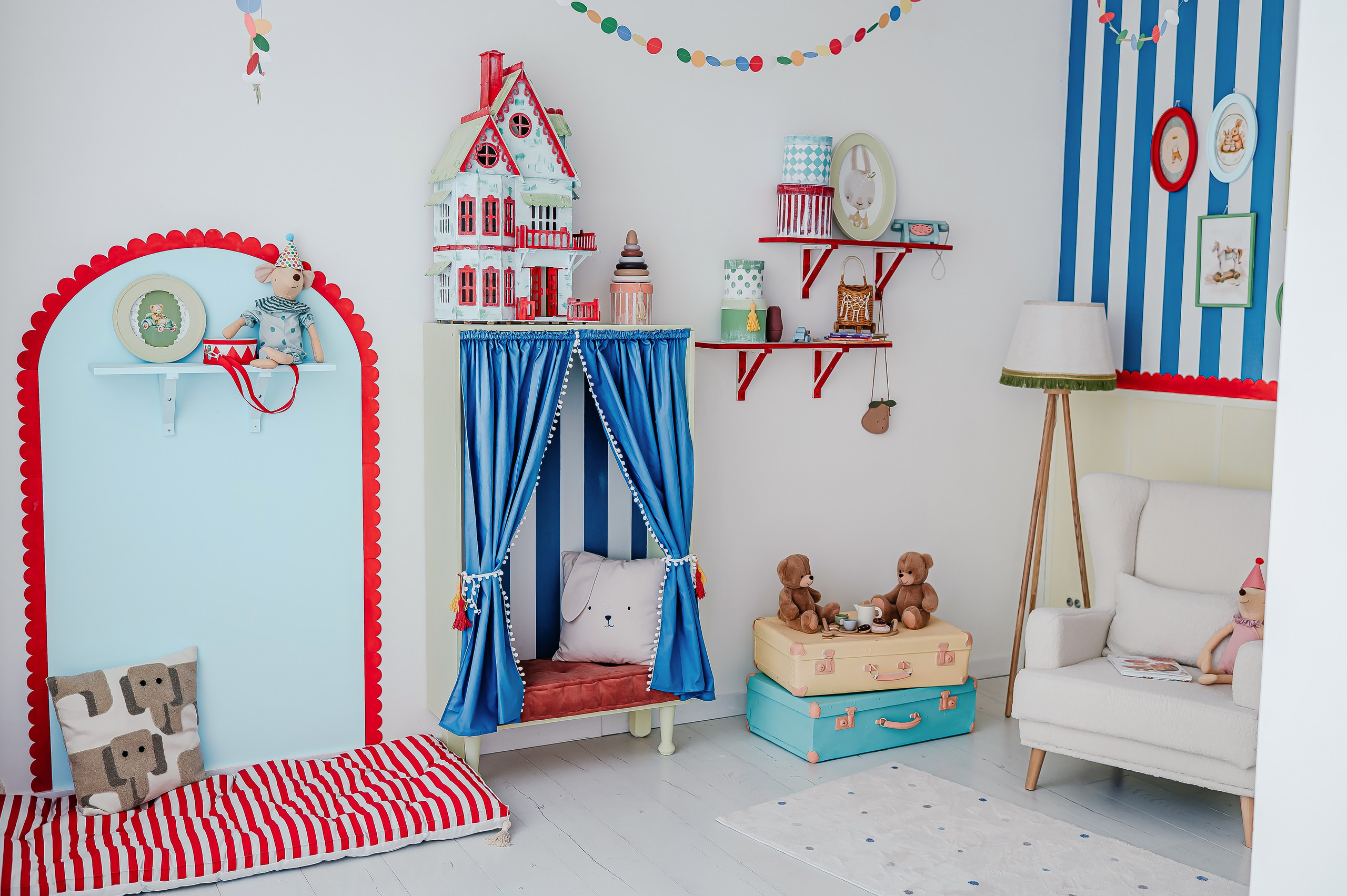 Интерьер фотостудии. Фотограф новорожденных, семейный и детский фотограф в Барнауле — Петрова Евгения