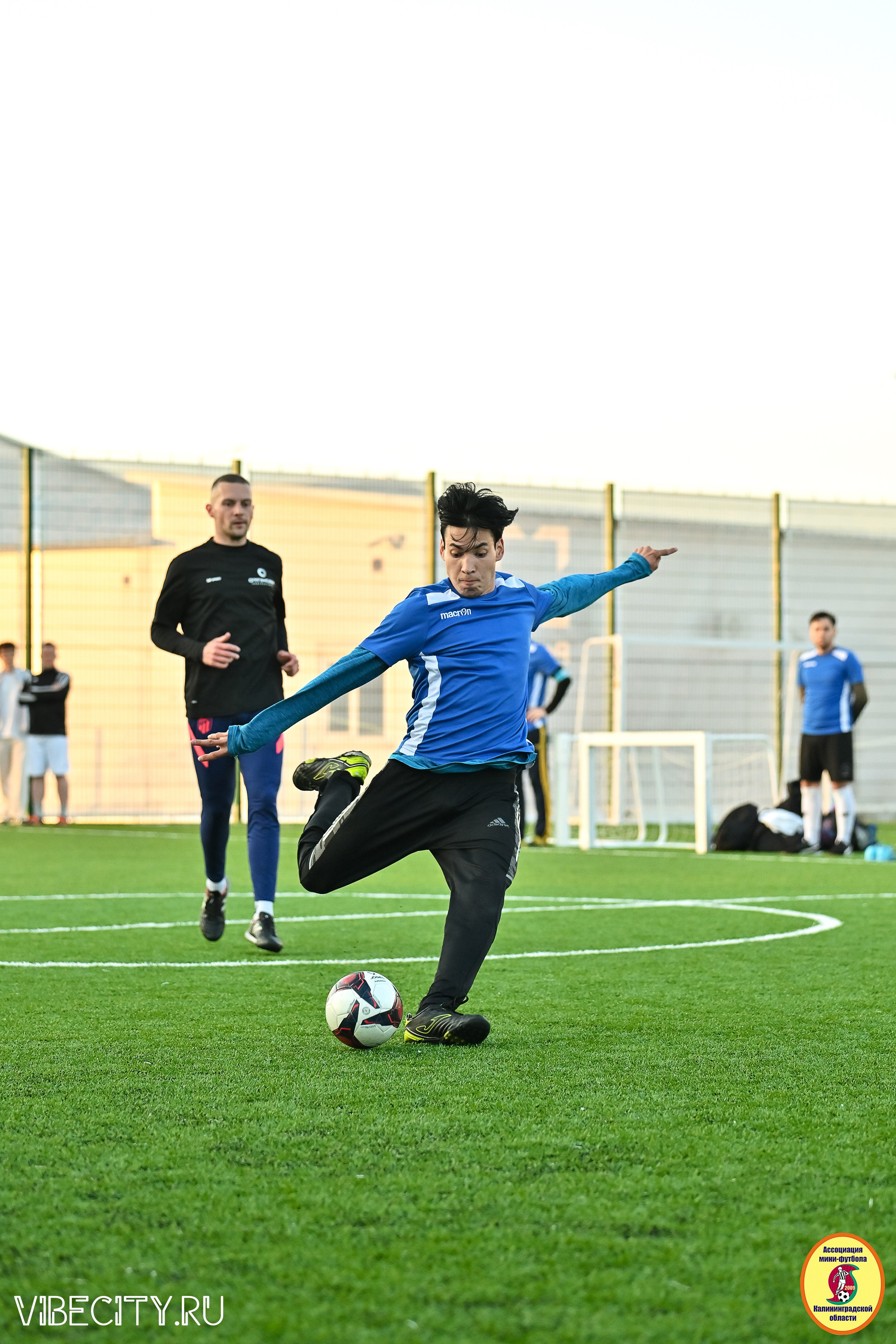 ИГРЫ МИНИ-ФУТБОЛЬНОЙ И КОРПОРАТИВНОЙ ЛИГИ. VIBECITY.RU Вайб Сити Ру Фоторепортажи Фотоотчеты Калининград