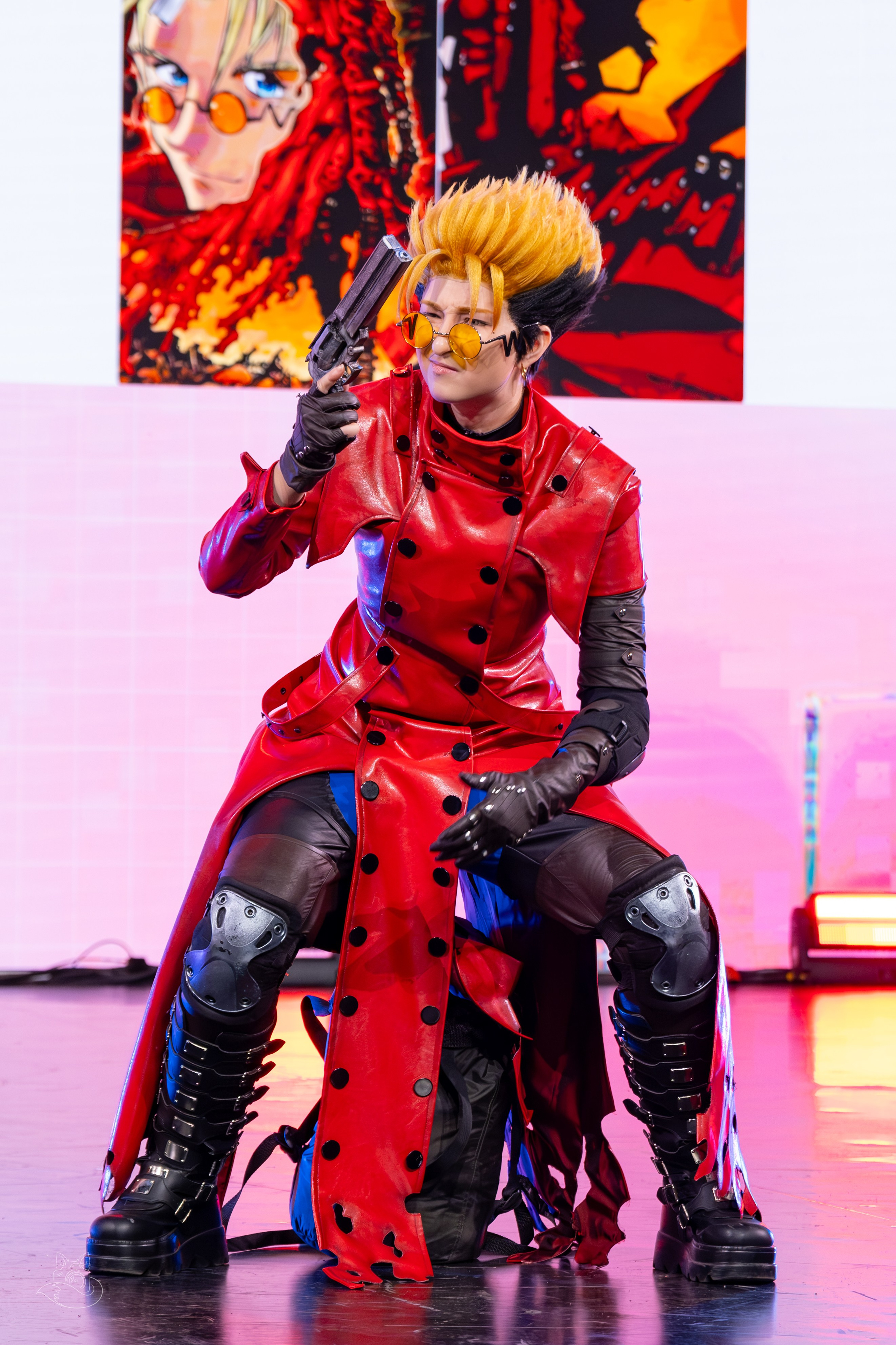 Сцена РЭД ЭКСПО 2024. Косплей фотограф