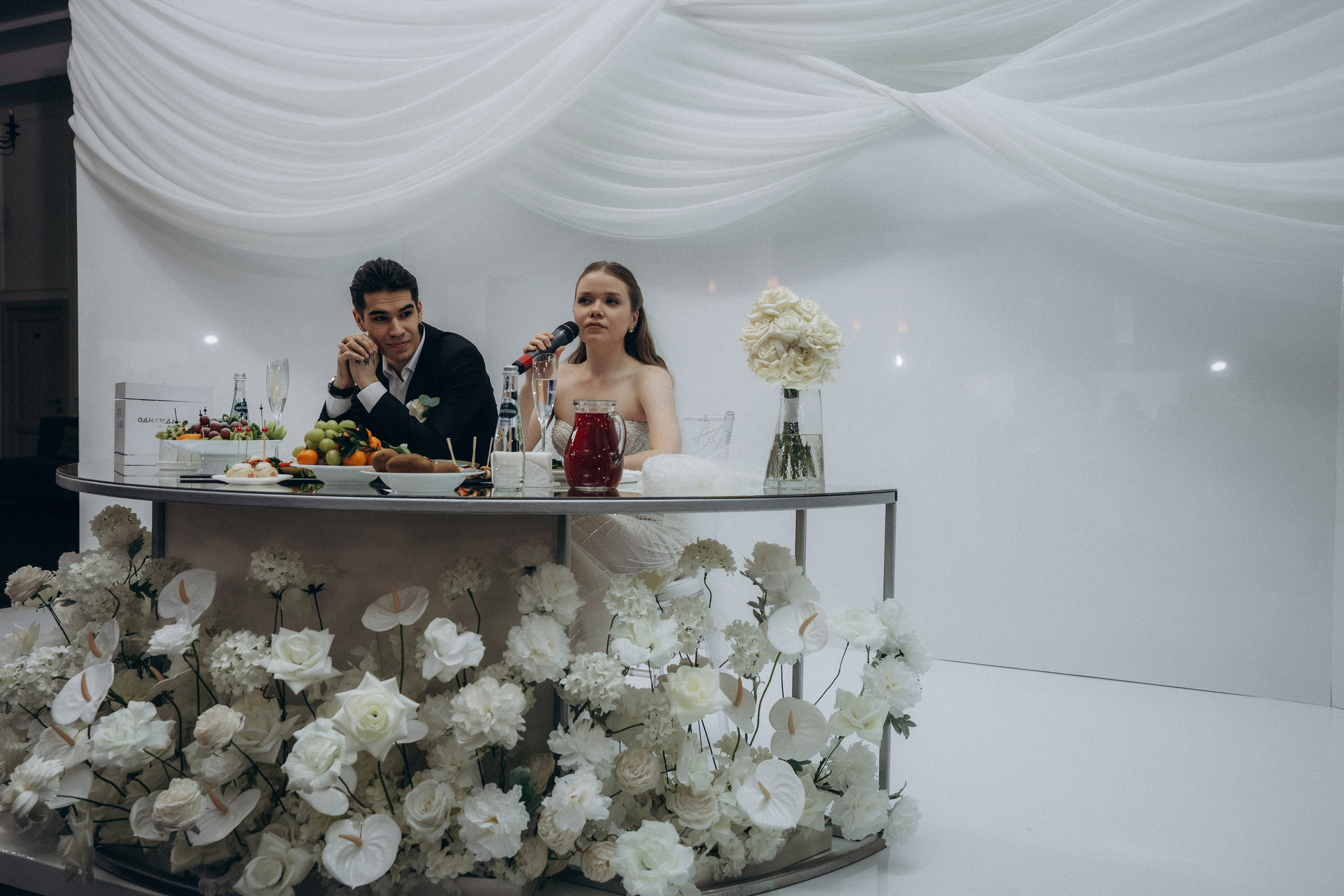 СВАДЕБНАЯ СЬЕМКА СБОРОВ В ОТЕЛЕ И ВЫЕЗД НА ЦЕРЕМОНИЮ (СНЯТО В СИБИРЕ В НИЖНЕВАРТОВСКЕ). Профессиональный фотограф, Санкт-Петербург — Виктория Богомолова