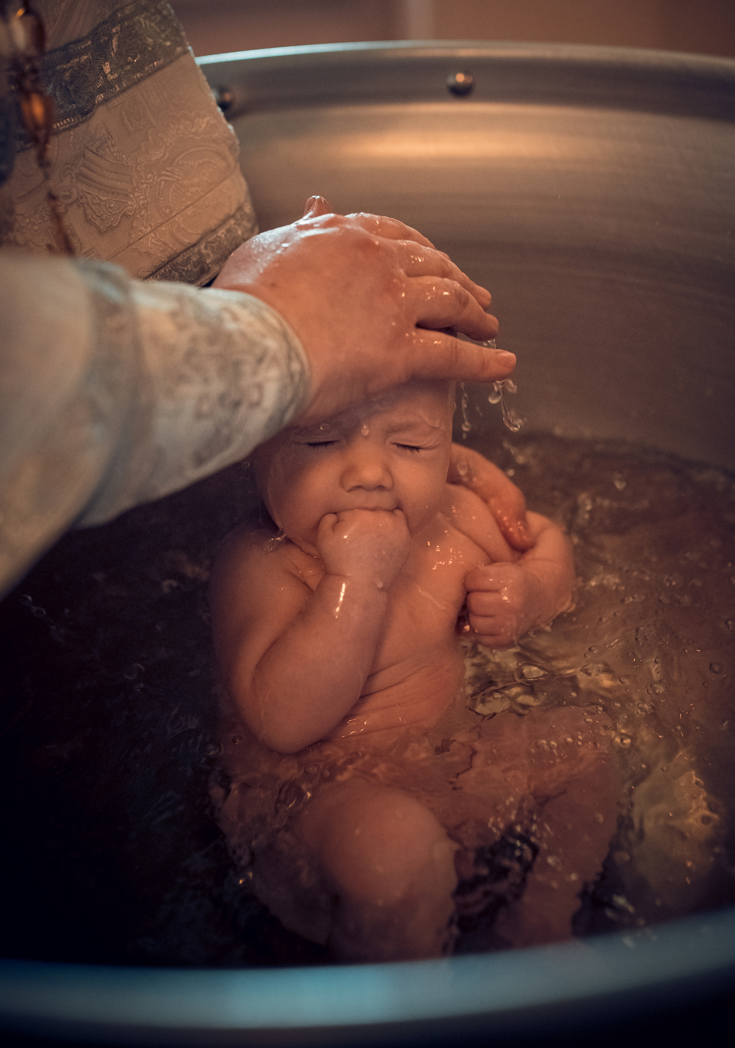 Таинство Крещения Церковь Иоакима и Анны при Борисоглебском соборе. Семейный фотограф Олеся Батурина Рязань