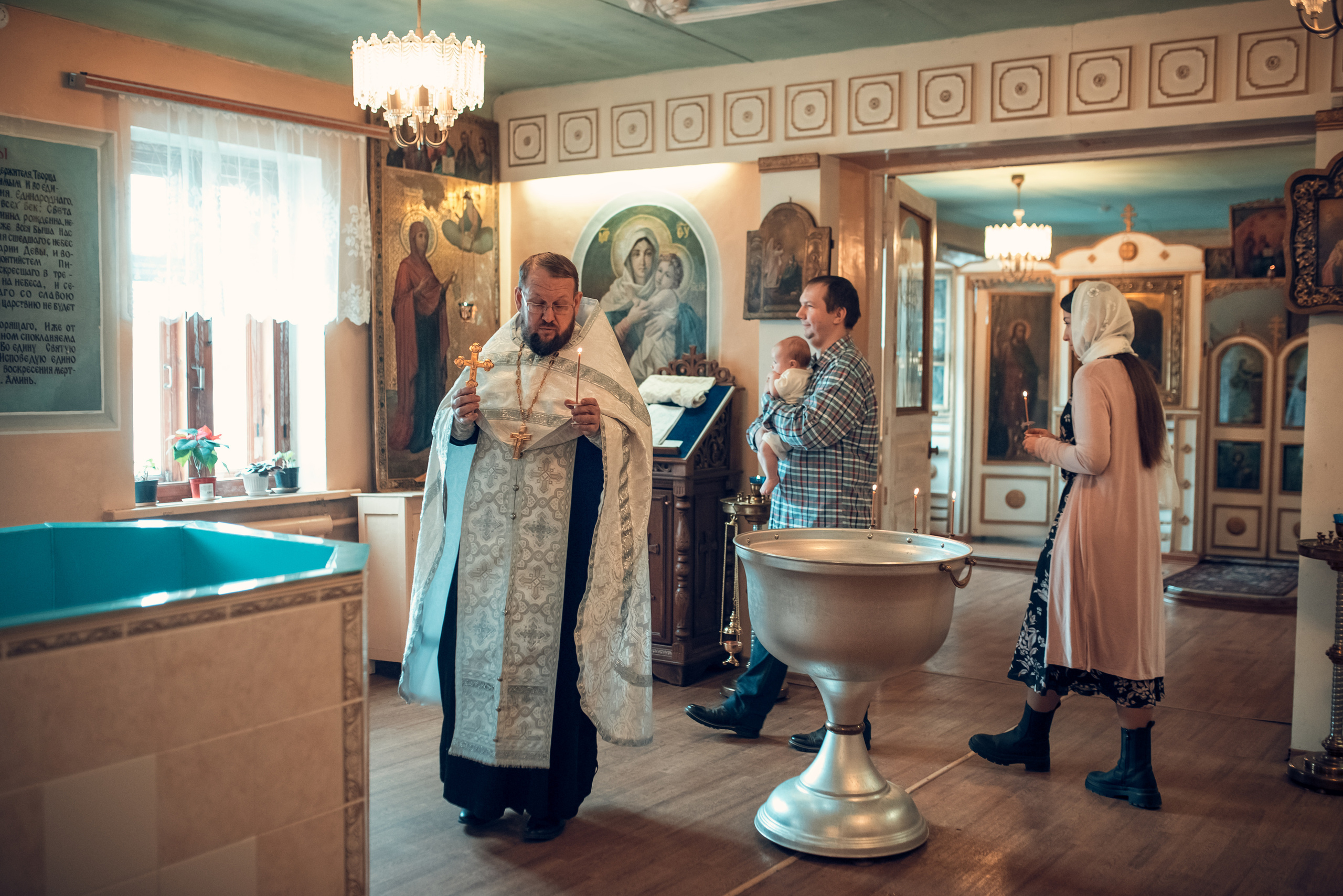 Таинство Крещения Церковь Иоакима и Анны при Борисоглебском соборе. Семейный фотограф Олеся Батурина Рязань