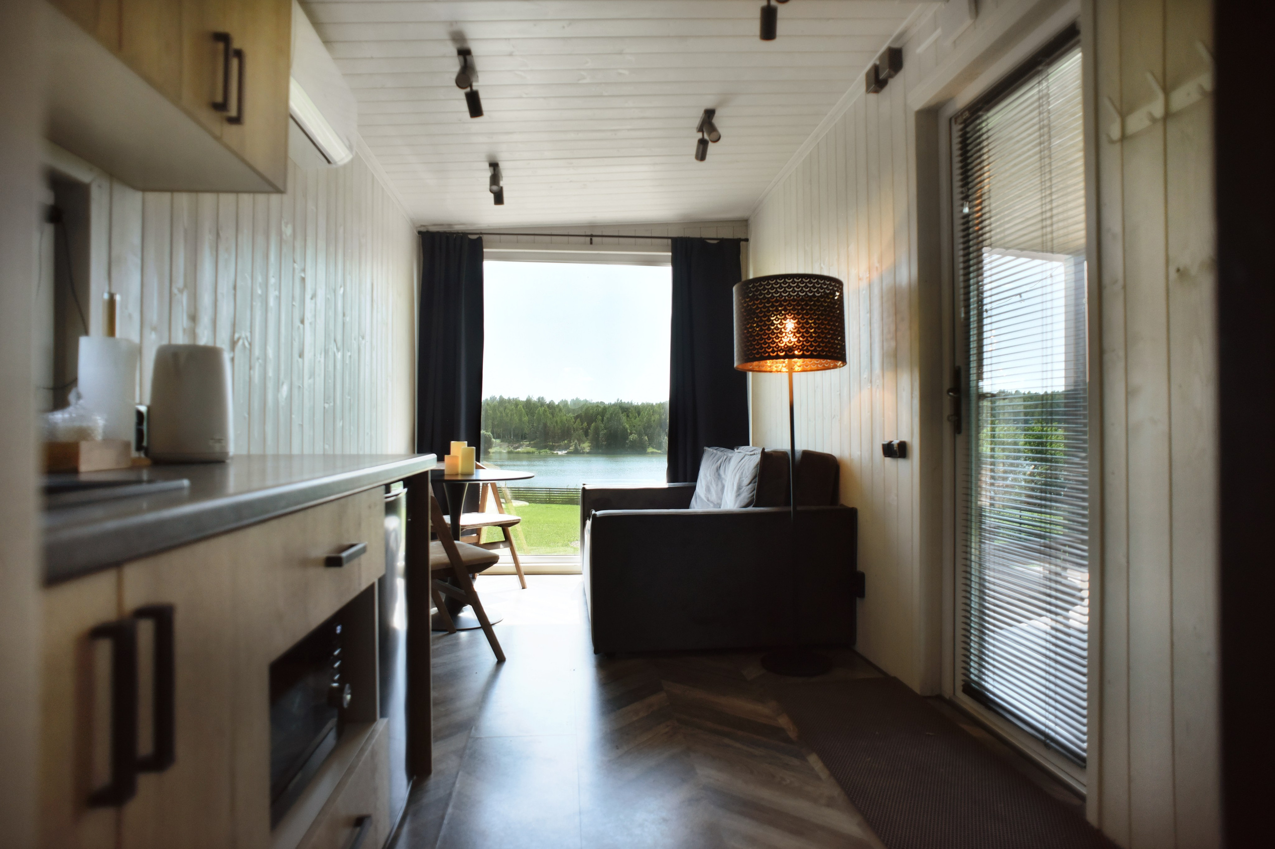 Наш домик. Глэмпинг. Аренда дома для отдыха в Брянске. Банный чан, зона BBQ. Дом на озере в Брянске. Отдых Брянск