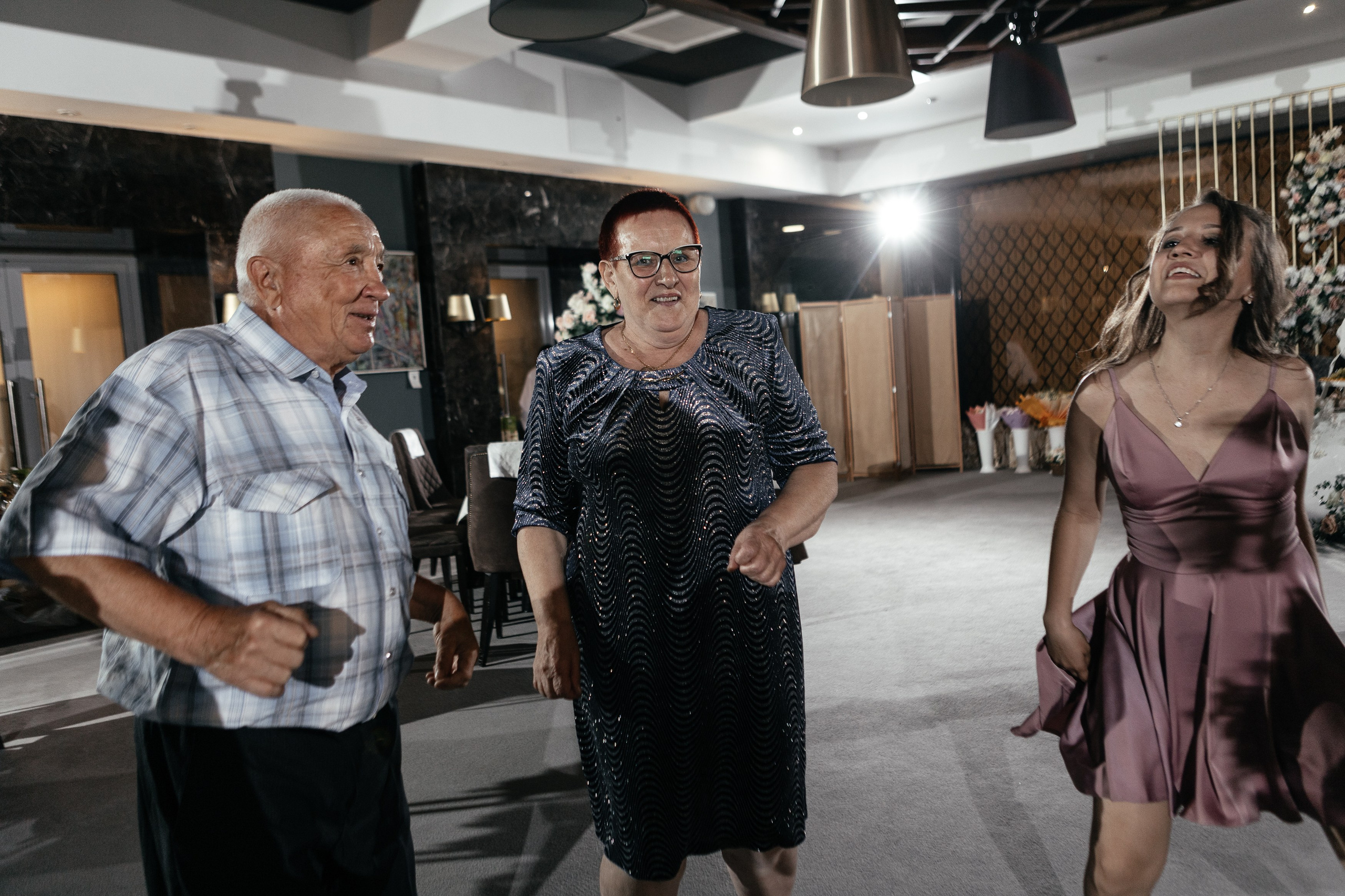 Свадебный фотограф Уфа — Руслан ГабдлисламовЖивые эмоции, красивые кадры, воспоминания на всю жизнь.Работаю по всей Республике Башкортоста. Свадебный фотограф Уфа Руслан Габдлисламов