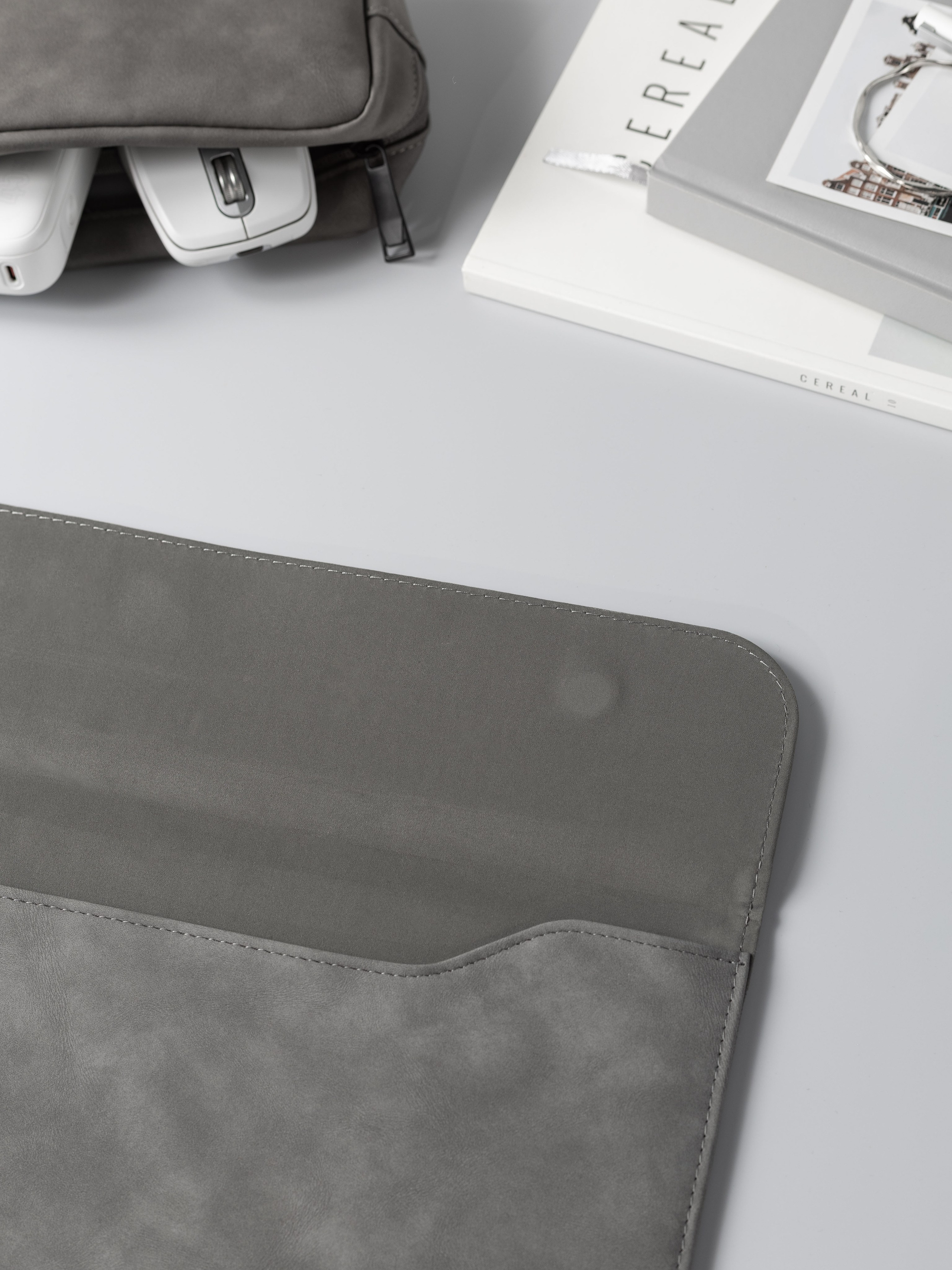 Чехол для ноутбука. Предметный фотограф Северова Екатерина | Профессиональная предметная съёмка фото и видео в Санкт-Петербурге