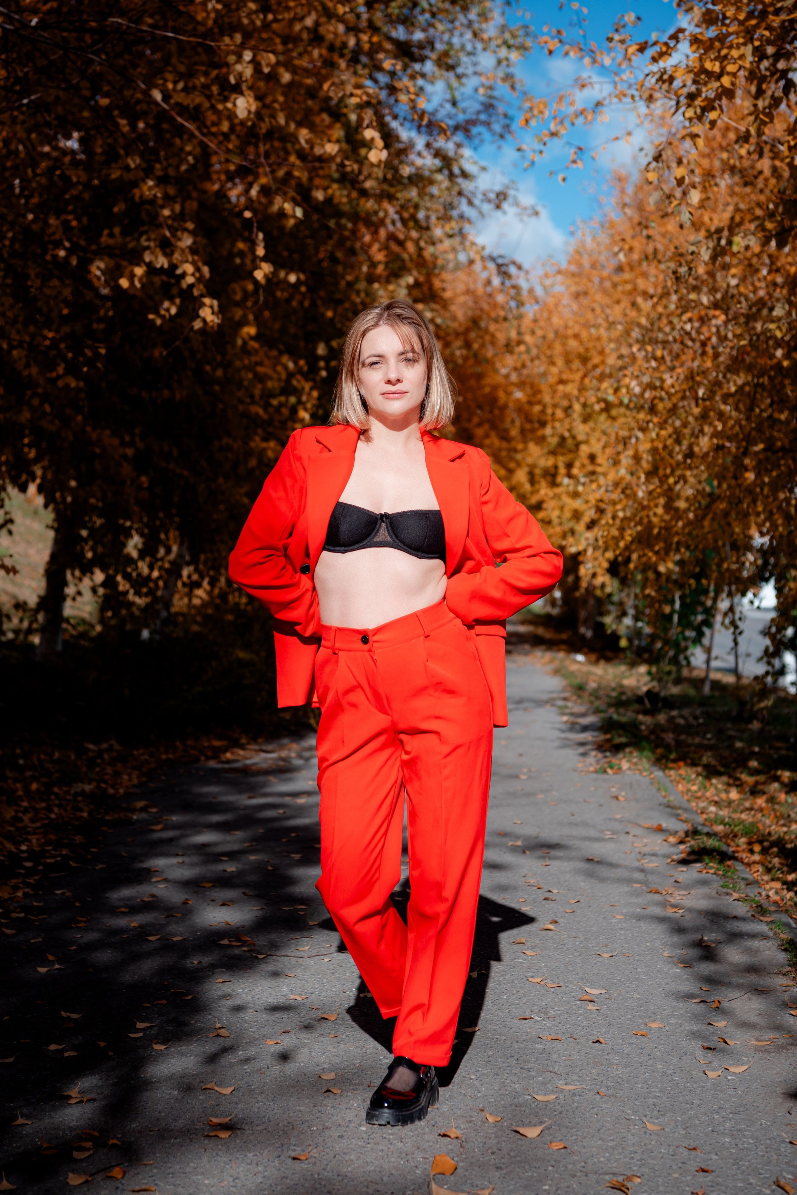 Фотосессия для яркой девушки Лилии на набережной Волгограда. Фотограф в Волгограде и Волжском Александр Горбань