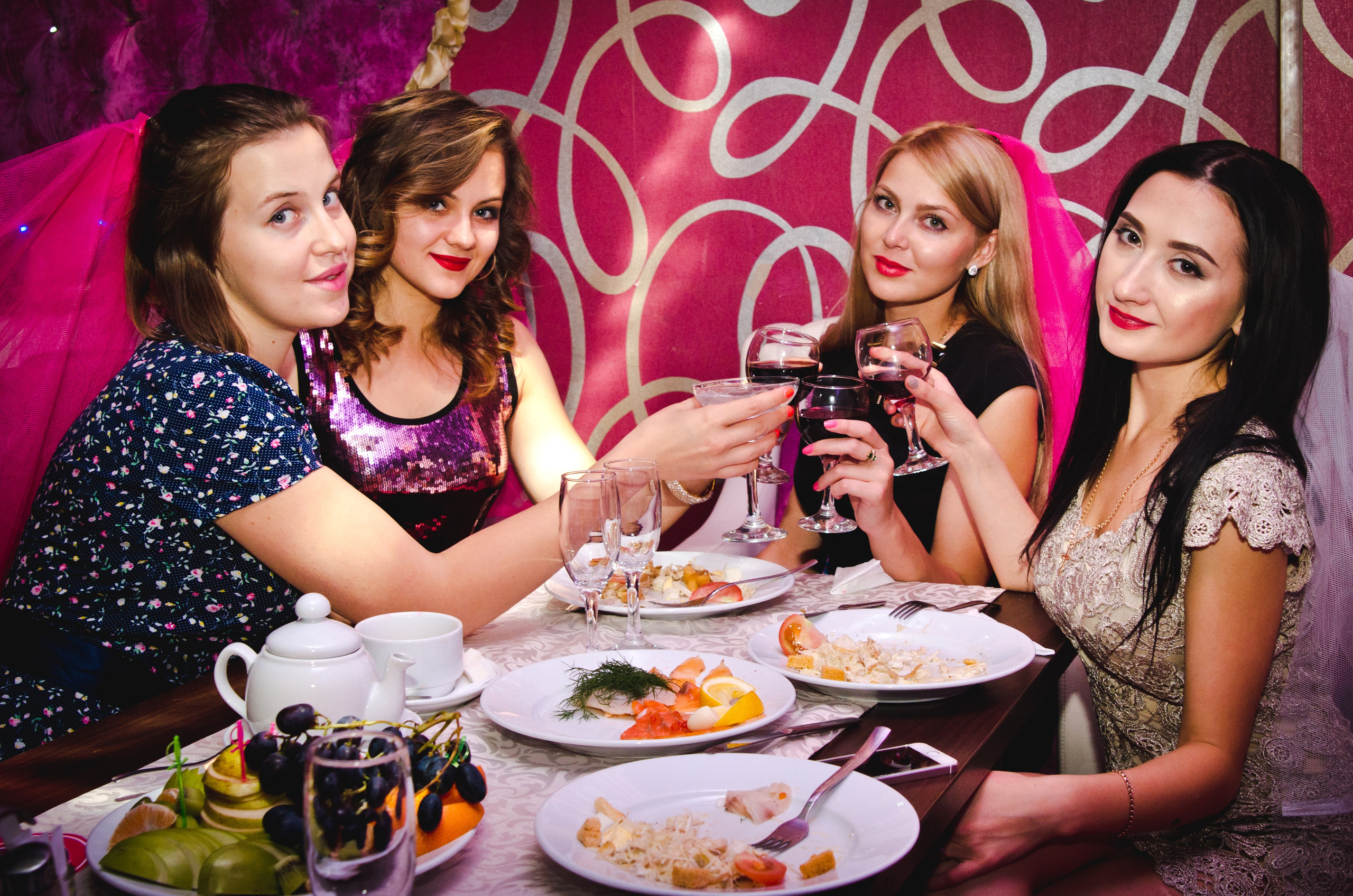 Девишник. Свадебный и семейный фотограф Денис Лукьянов в Краснодаре, Краснодарском крае и Республике Крым