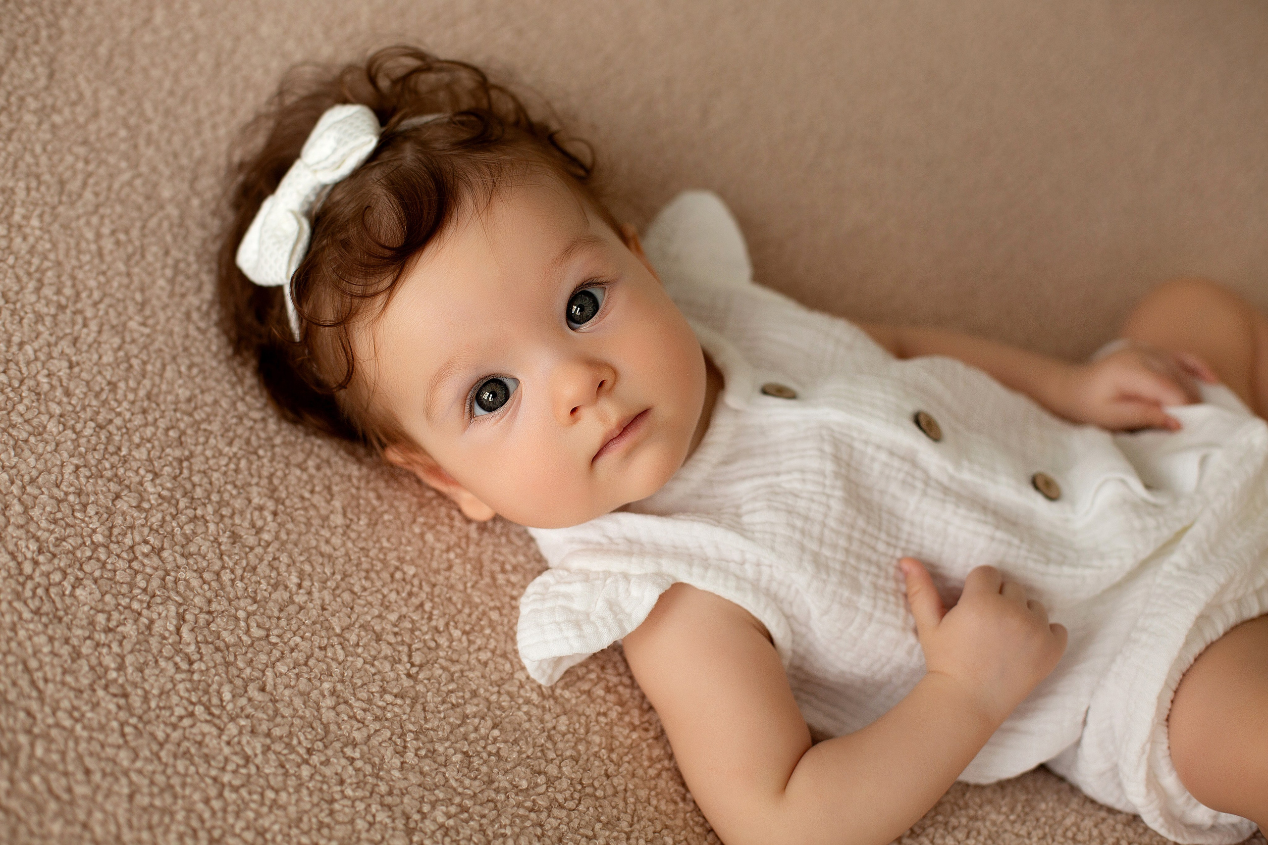 Малыши до года. Семейный и детский фотограф в Омске Юлия Жукова