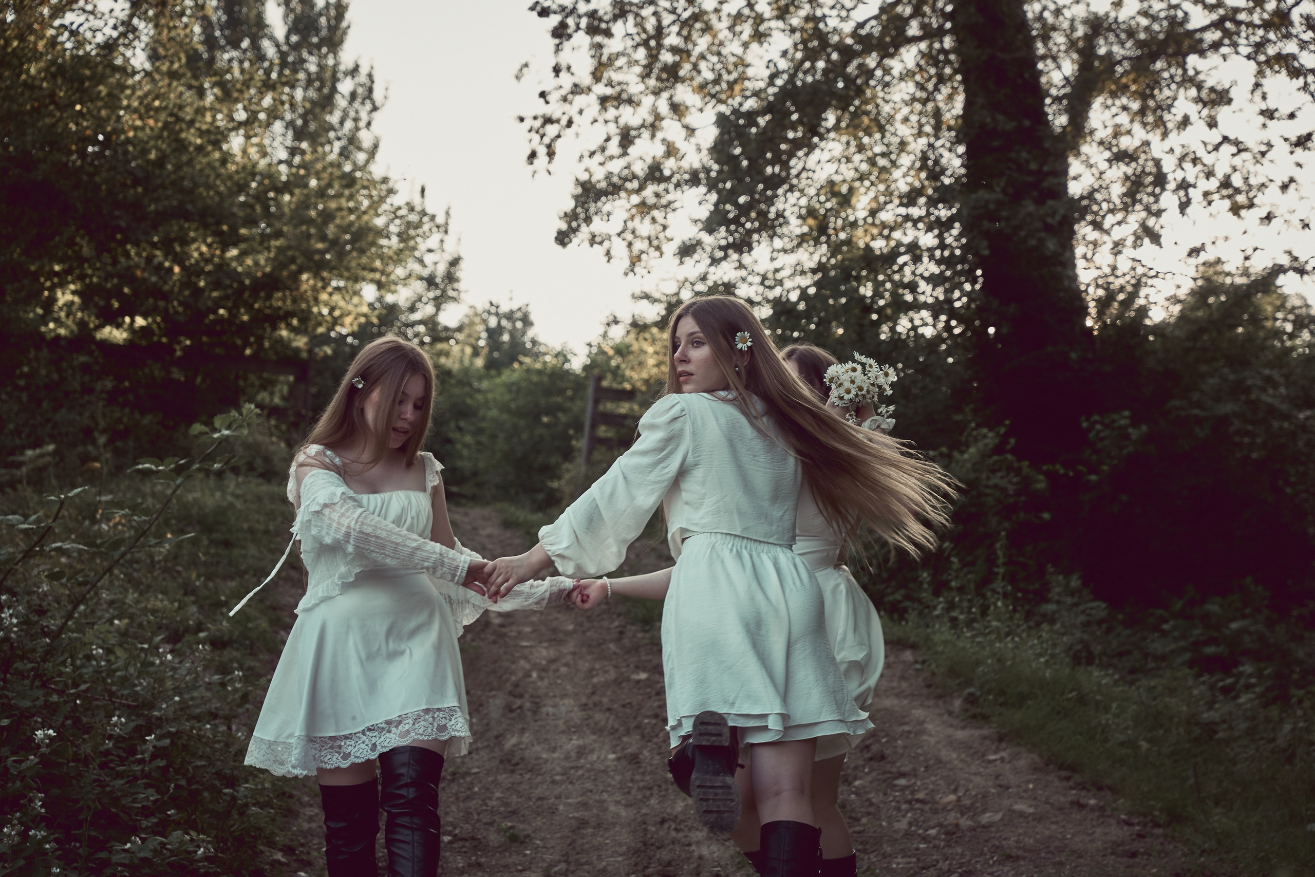 Фотосессия для трех сестер. Индивидуальный фотограф в Сочи Владимир Чудинов