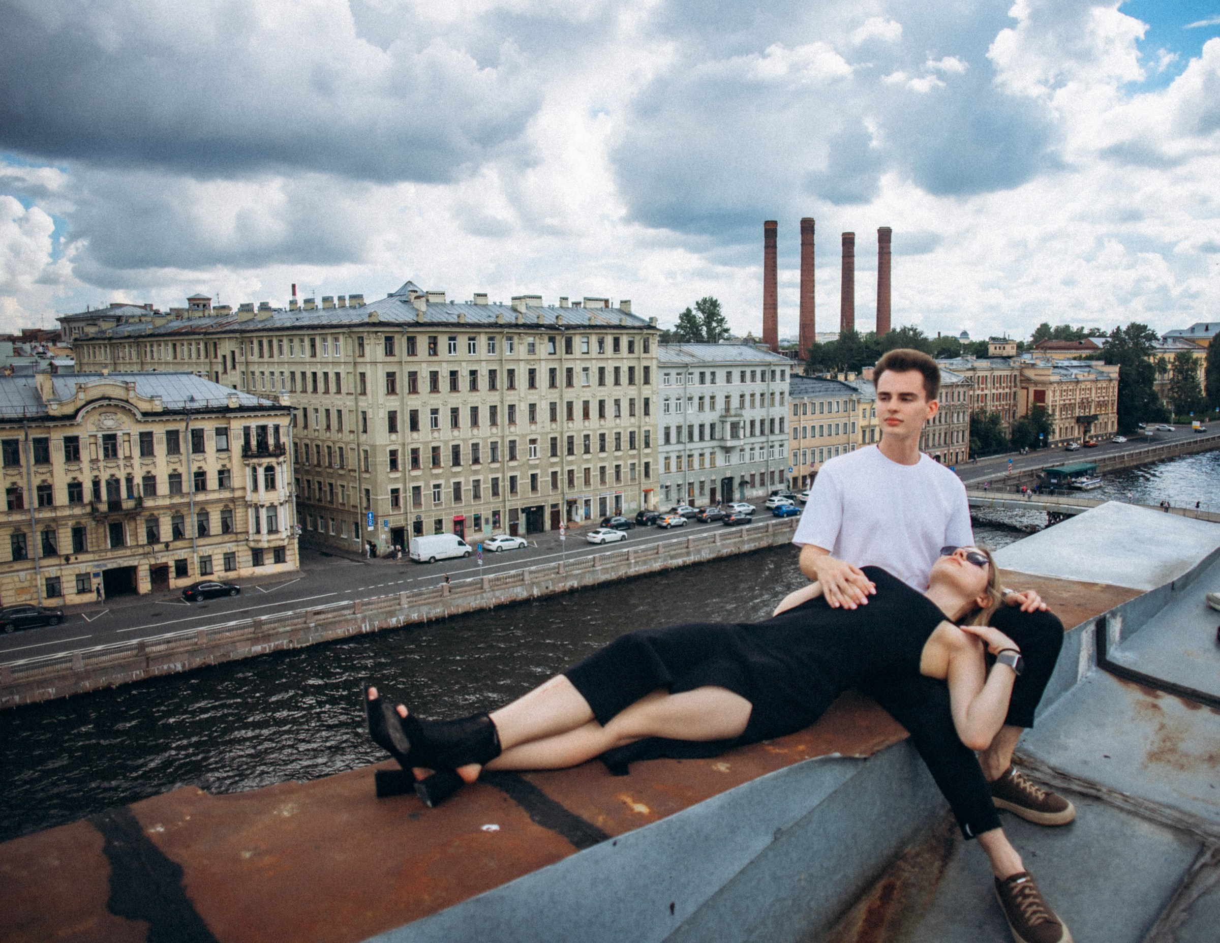 Максим и Анна в июле. Фотопрогулка в Петербурге. Индивидуальный и семейный фотограф в Санкт-Петербурге