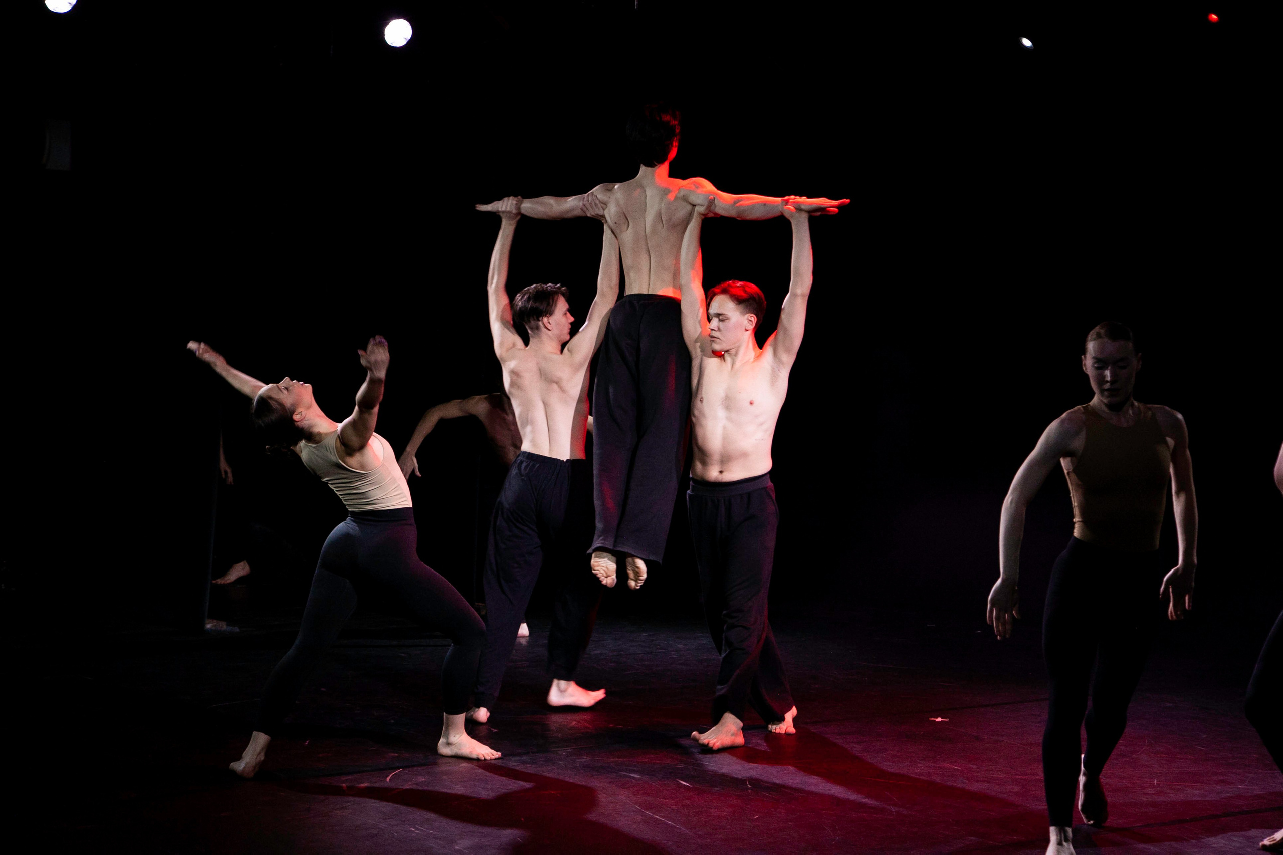 Театральная фотография. Фотограф Лазарина Кучменова