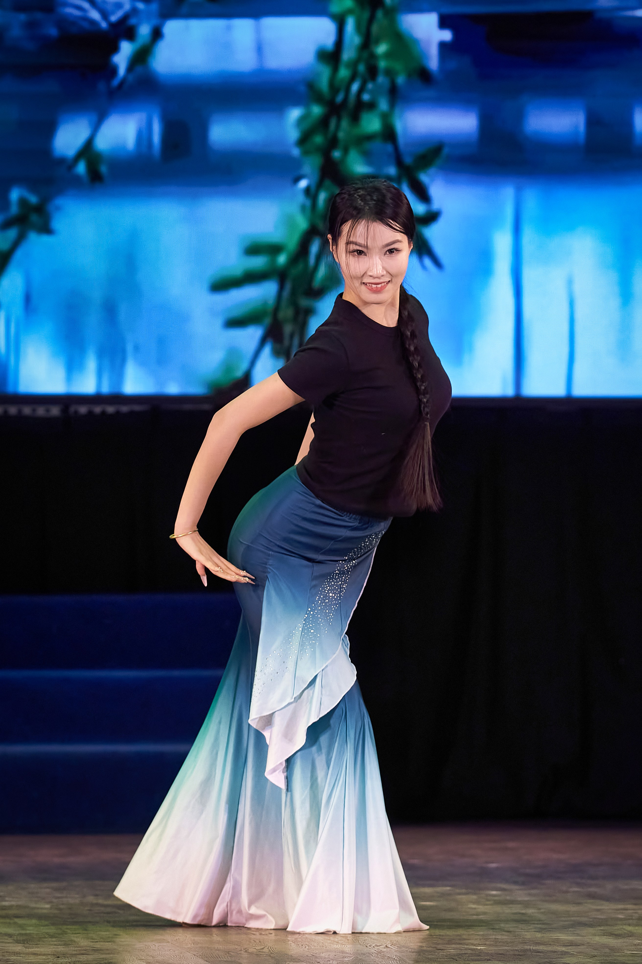 Лю Вэй. Китай. Танец встречи с весной