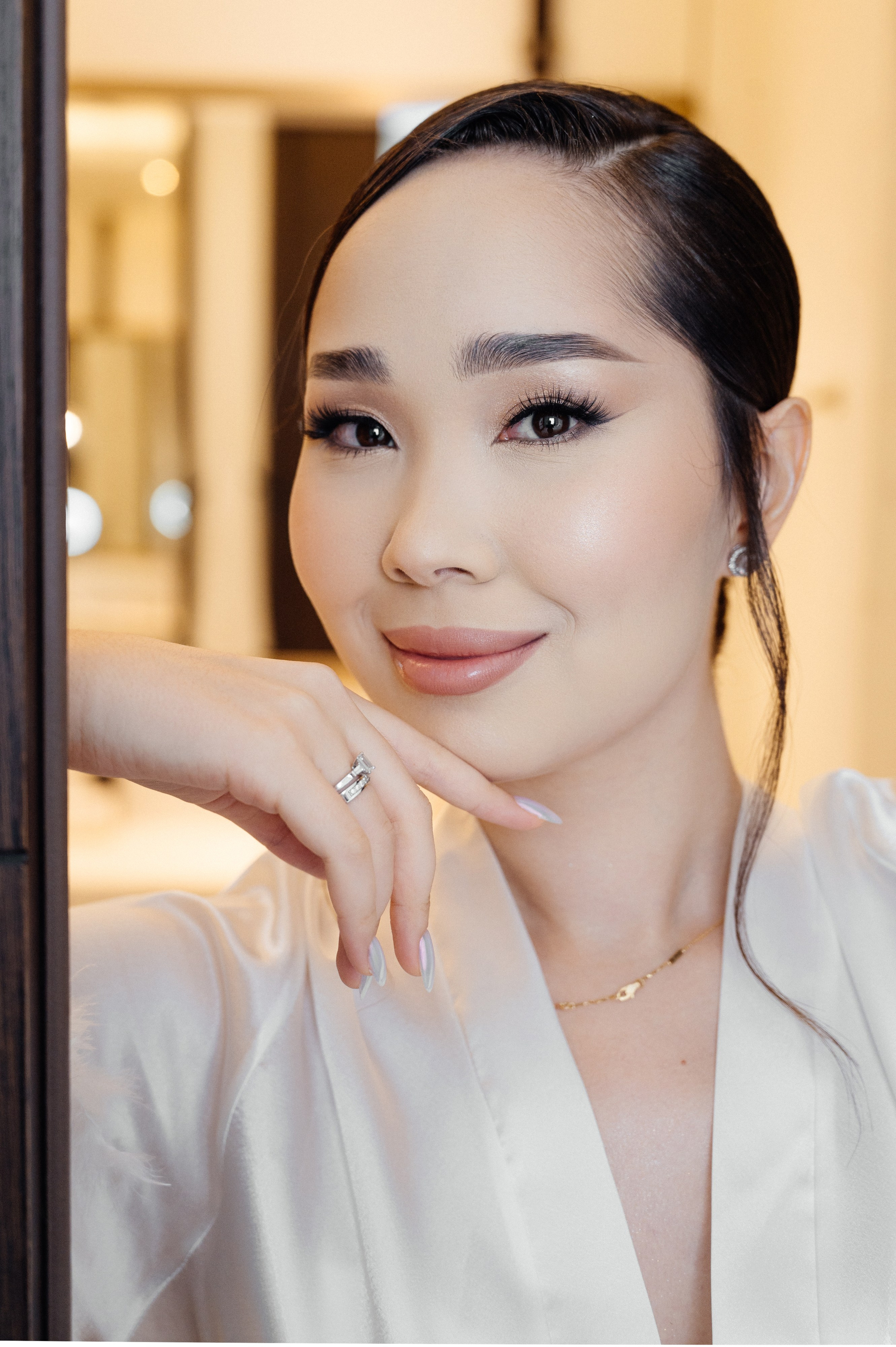 ANEL QYZ UZATU. HOME