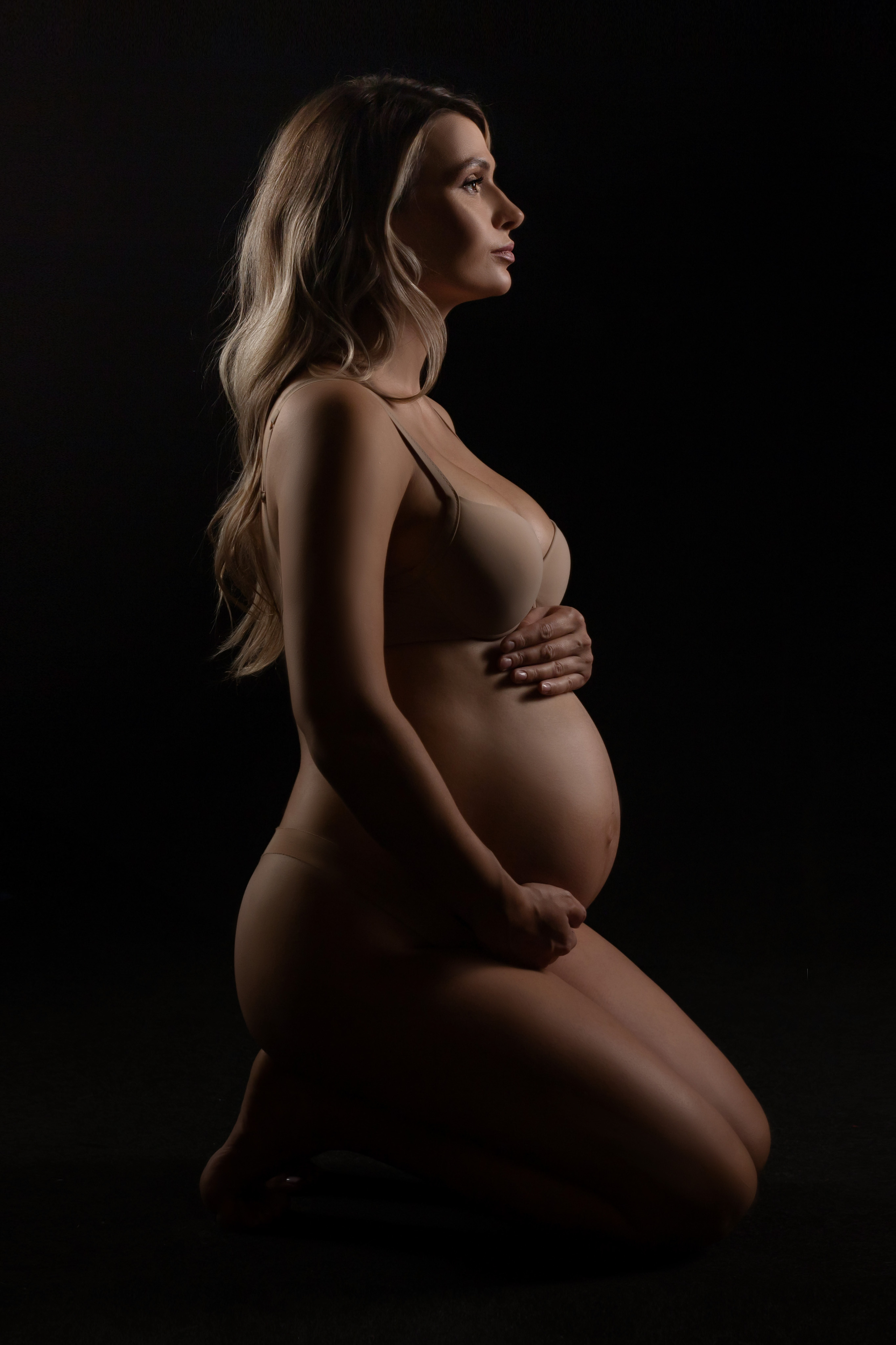 Стильно. Нежно. Летяще. Беременные съёмки. Фотограф беременности Анна Штельвах