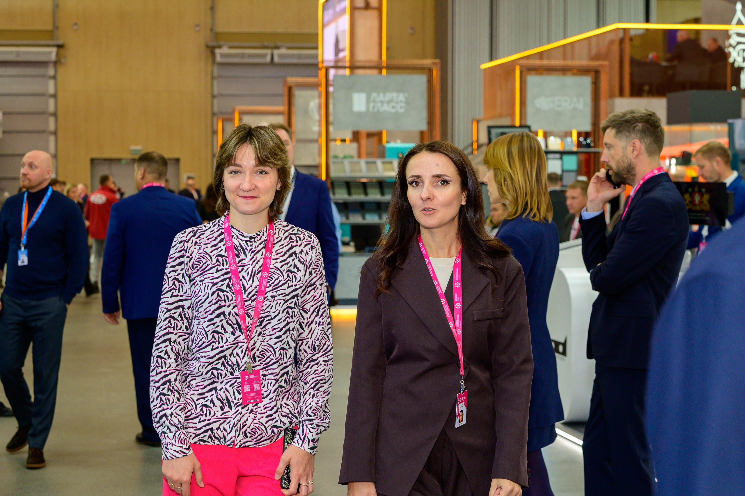 BigindustrialweekBelarus. Фотоуслуги, услуги фотографа, фотографирование важных событий