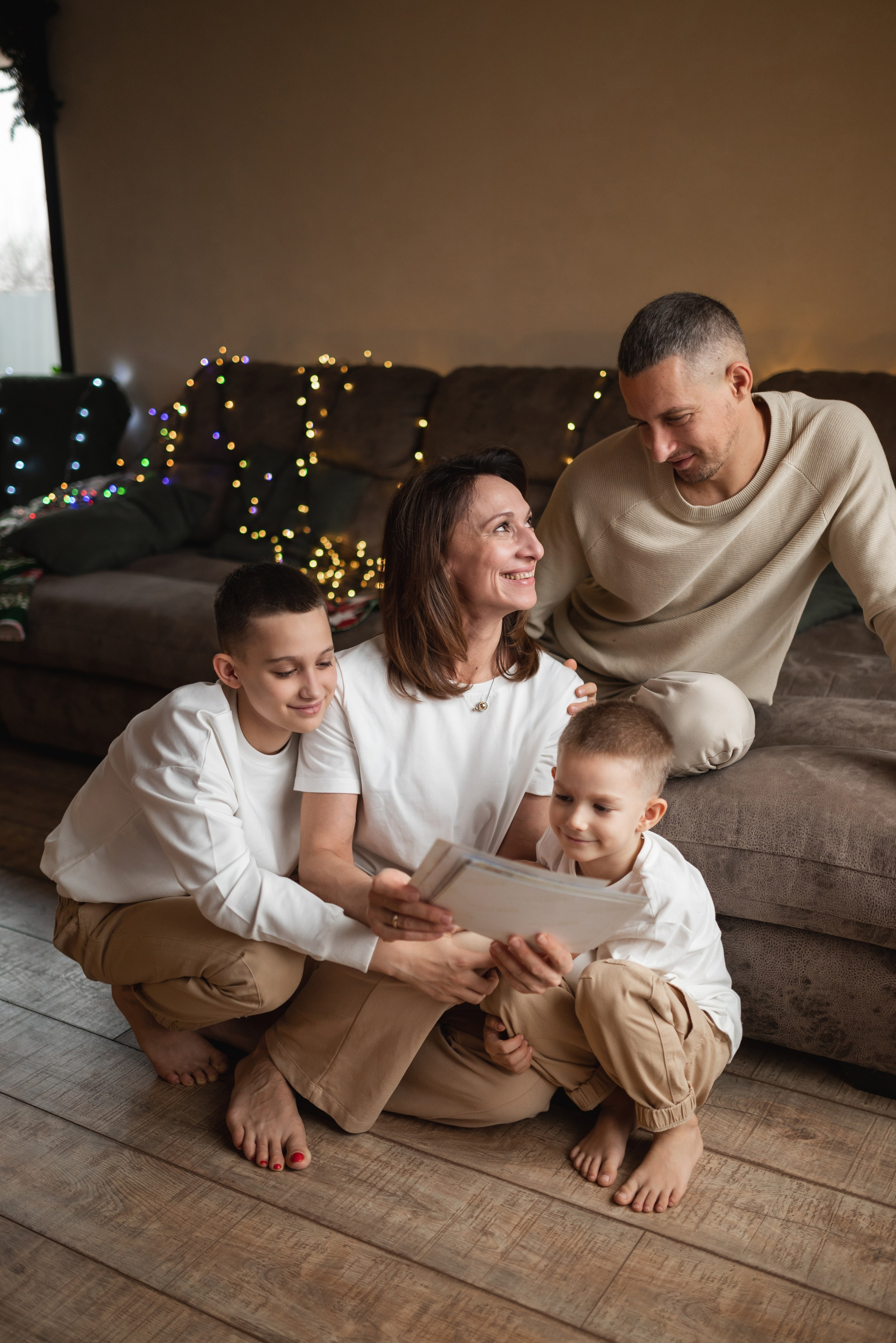 Оксана Сергей Ваня и Егор. Семейный фотограф Ирина Сгибнева