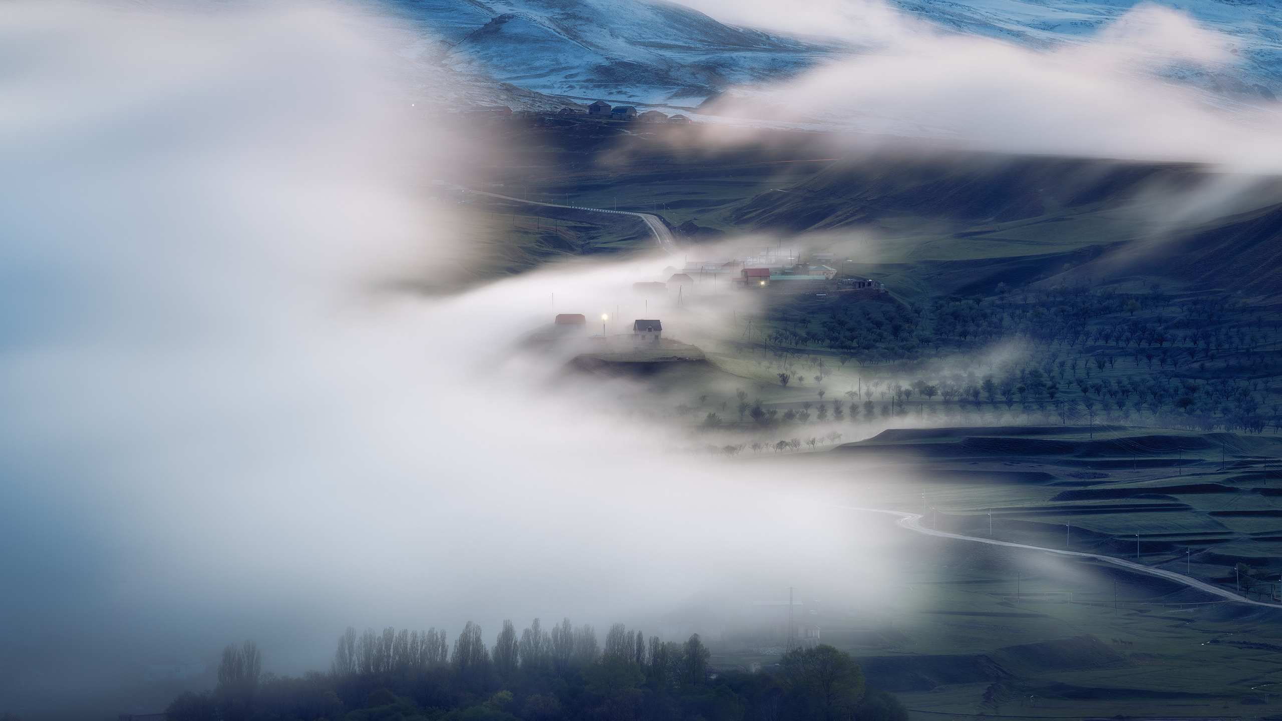 В облаках... Россия, Республика Дагестан, май 2021 год.