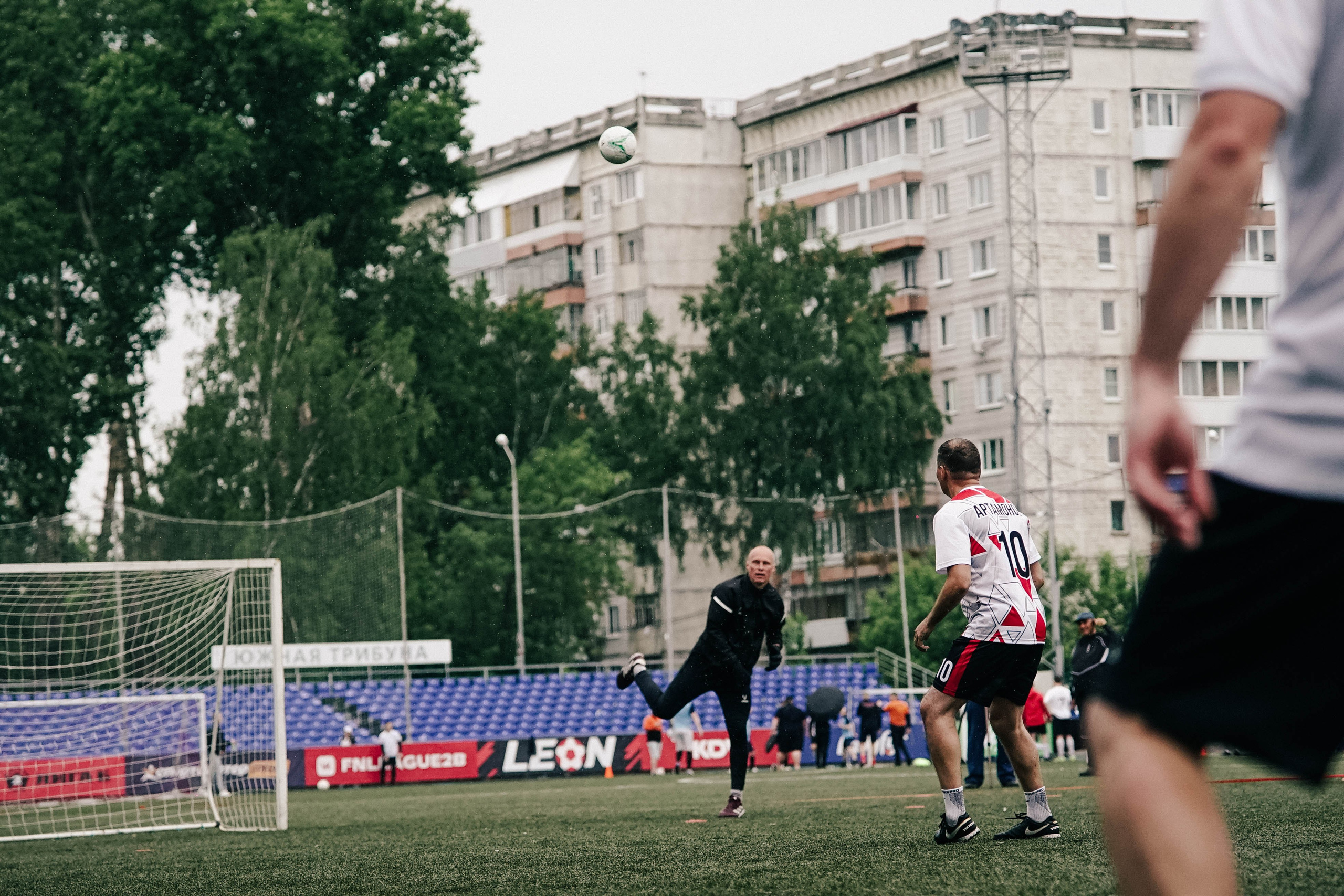 SPORT SHOOTS. Awes fram