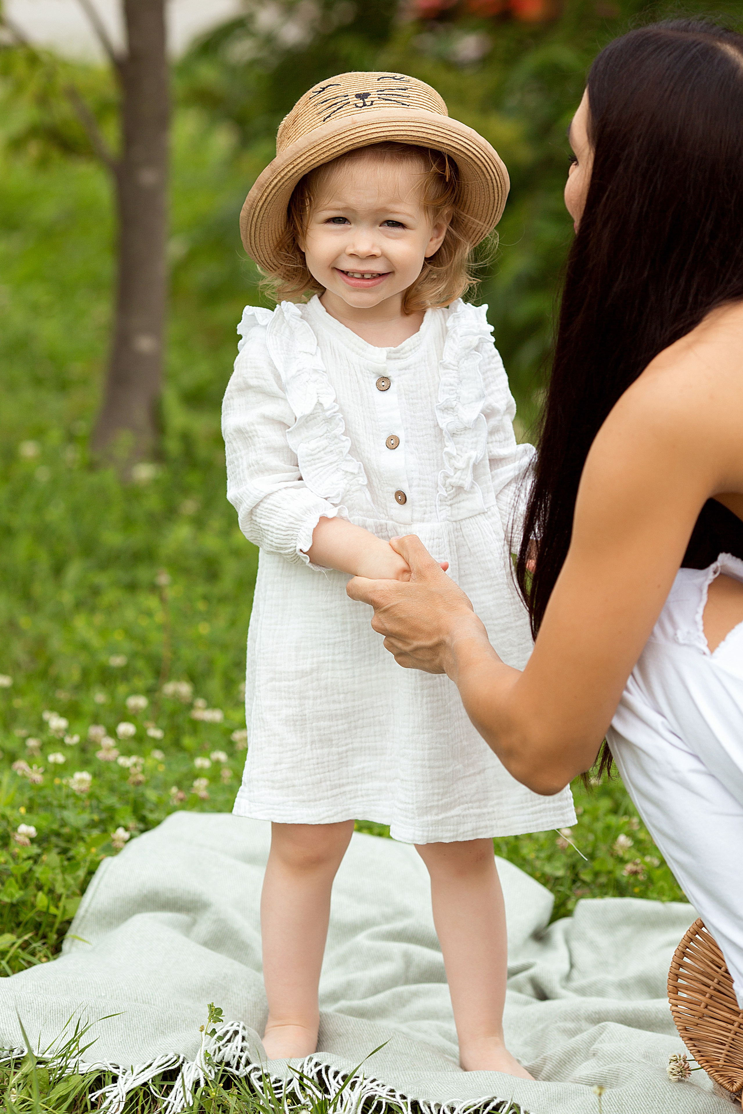 Летняя прогулка Тани и Ариши. Людмила Далидович топовый семейный фотограф Находка/Владивосток