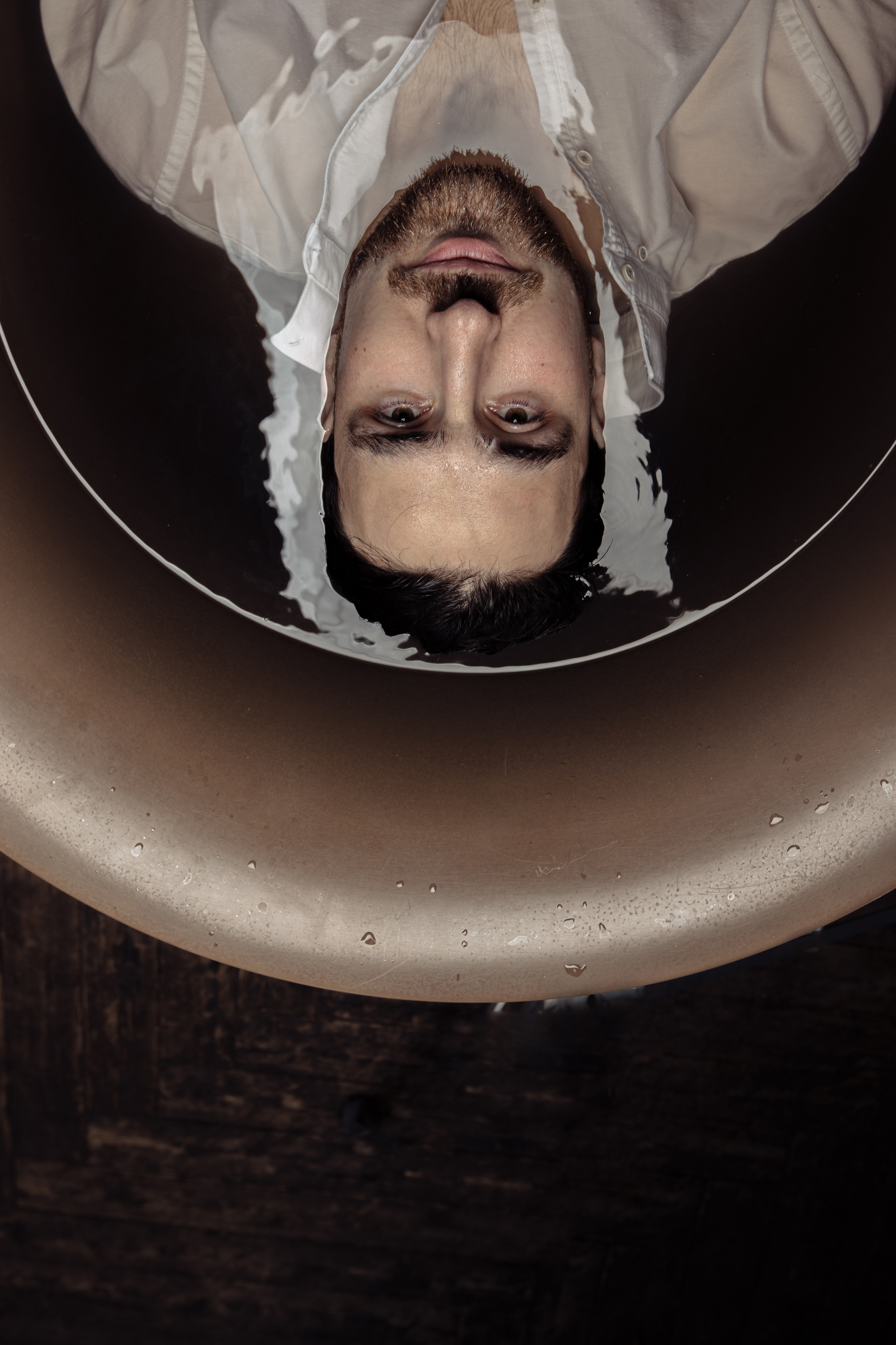 Мужик в ванне. Ева Демидова. Спортсмен по конкуру в Санкт-Петербуре