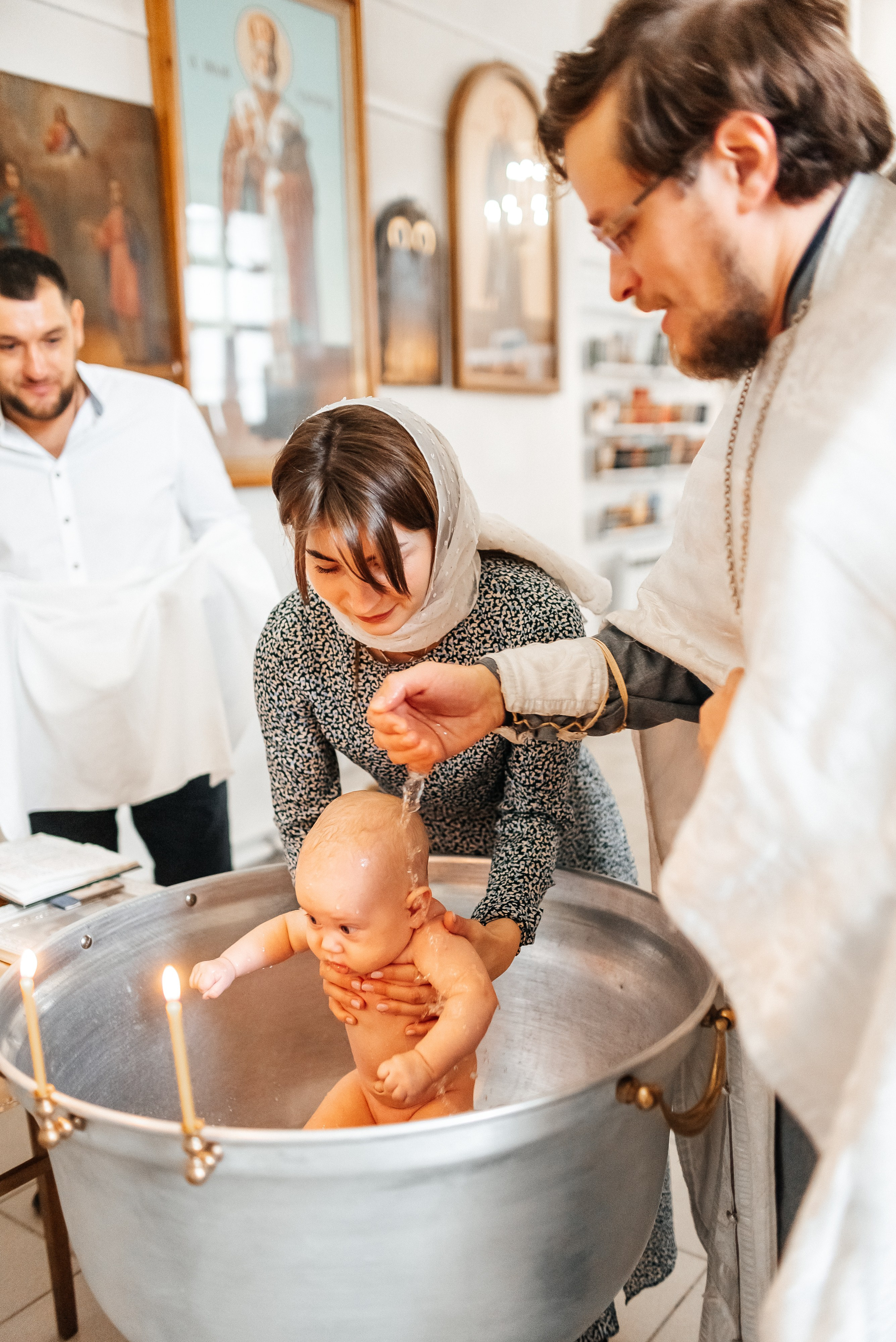 Крещение в церкви Николая Чудотворца в Ново-Талицах. Фотограф Иваново | Москва | Ирина Коптилина