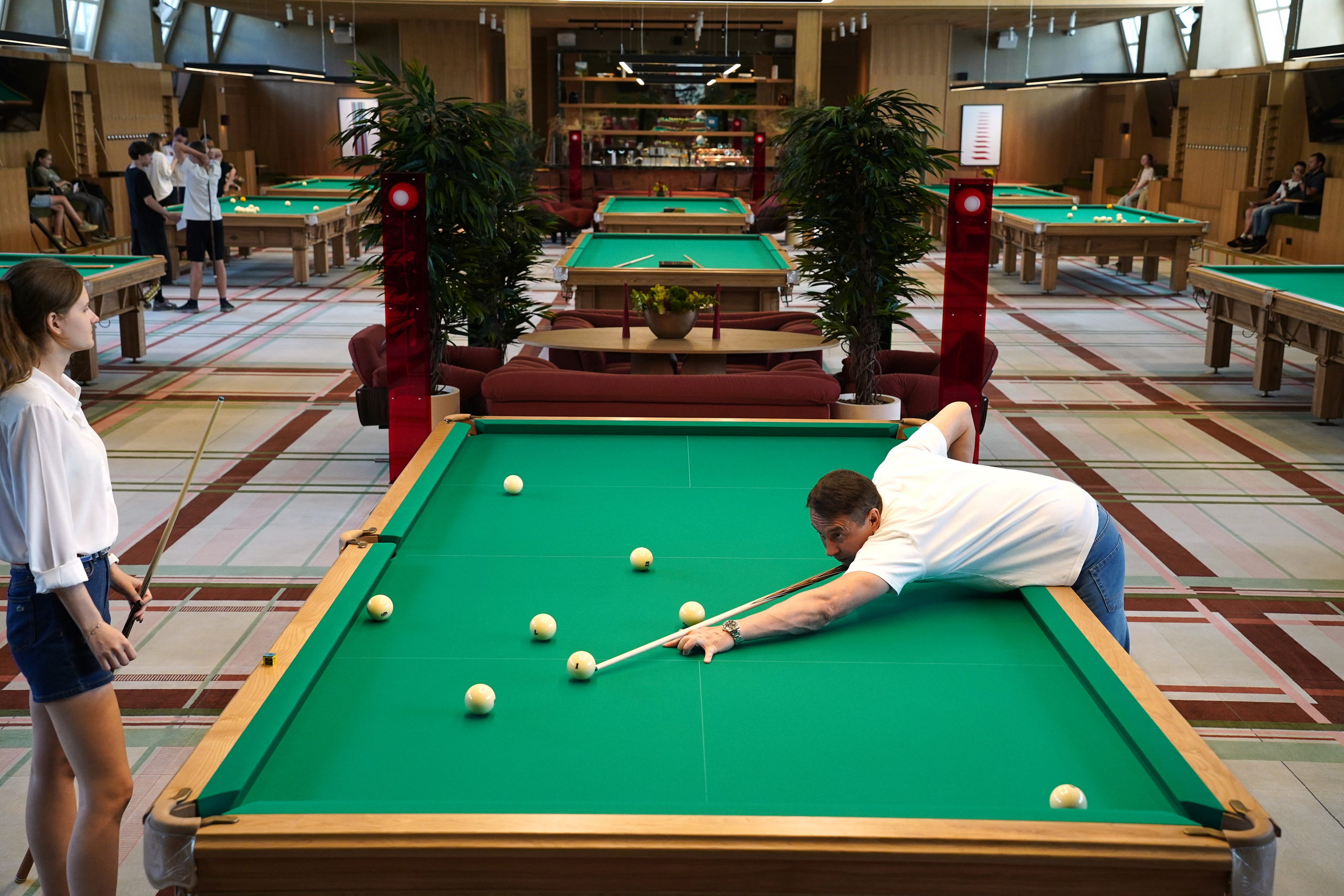 Бильярд Родина. Фотограф